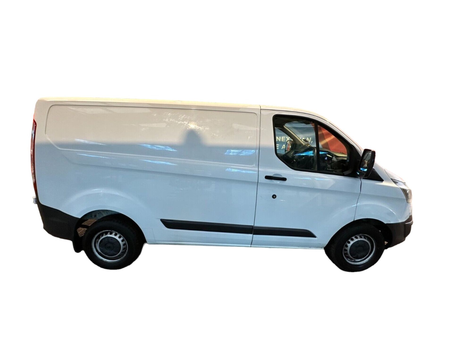 RELIABLE COMPANION: FORD TRANSIT CUSTOM 290, READY FOR DUTY - Image 14 of 14
