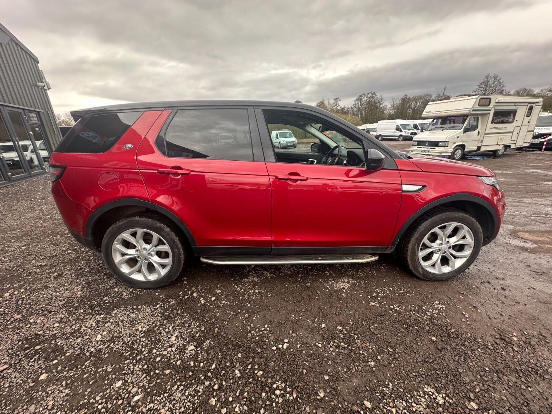 LAND ROVER DISCOVERY SPORT: TURBO FIXER-UPPER - ULEZ FRIENDLY >>--NO VAT ON HAMMER--<< - Image 15 of 15