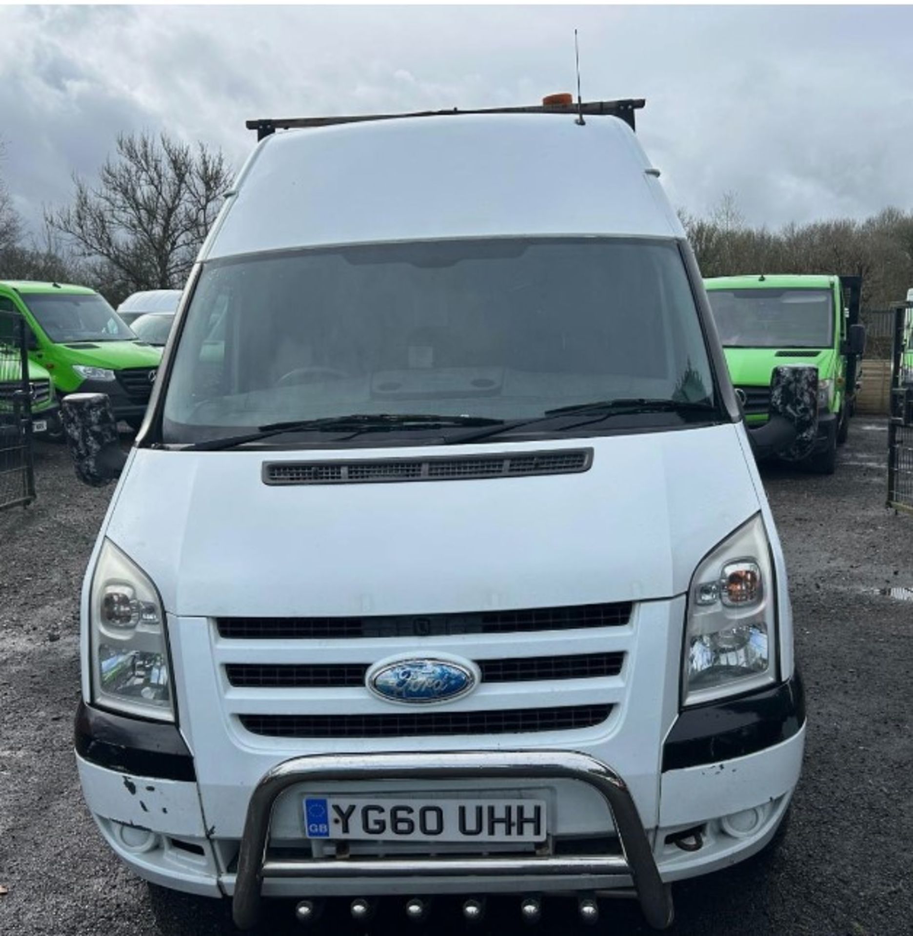 FORD TRANSIT T350L: VERSATILE 2010 DIESEL PANEL VAN - Bild 2 aus 12