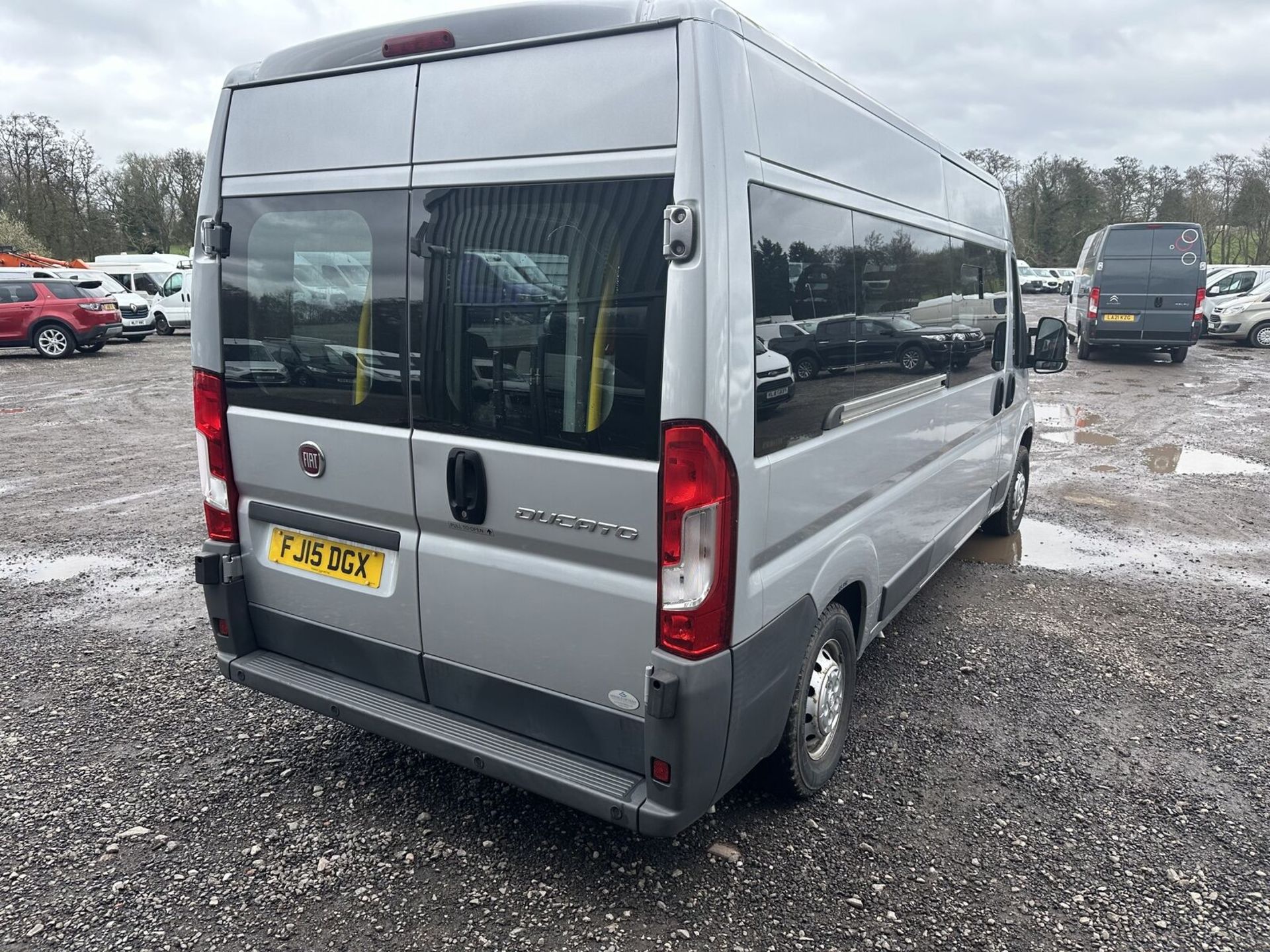 TOP DOLLAR OPPORTUNITY: FIAT DUCATO MINIBUS FOR SPARES OR REPAIRS - Bild 14 aus 14