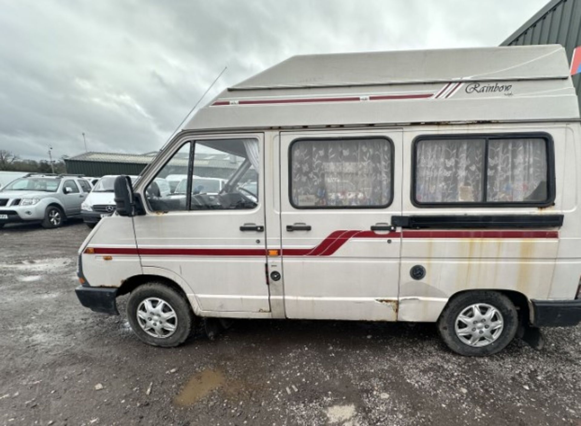 1993 RENAULT TRAFIC - COLLECTIBLE CAMPER, SPARES OR REPAIRS >>--NO VAT ON HAMMER--<< - Image 3 of 12