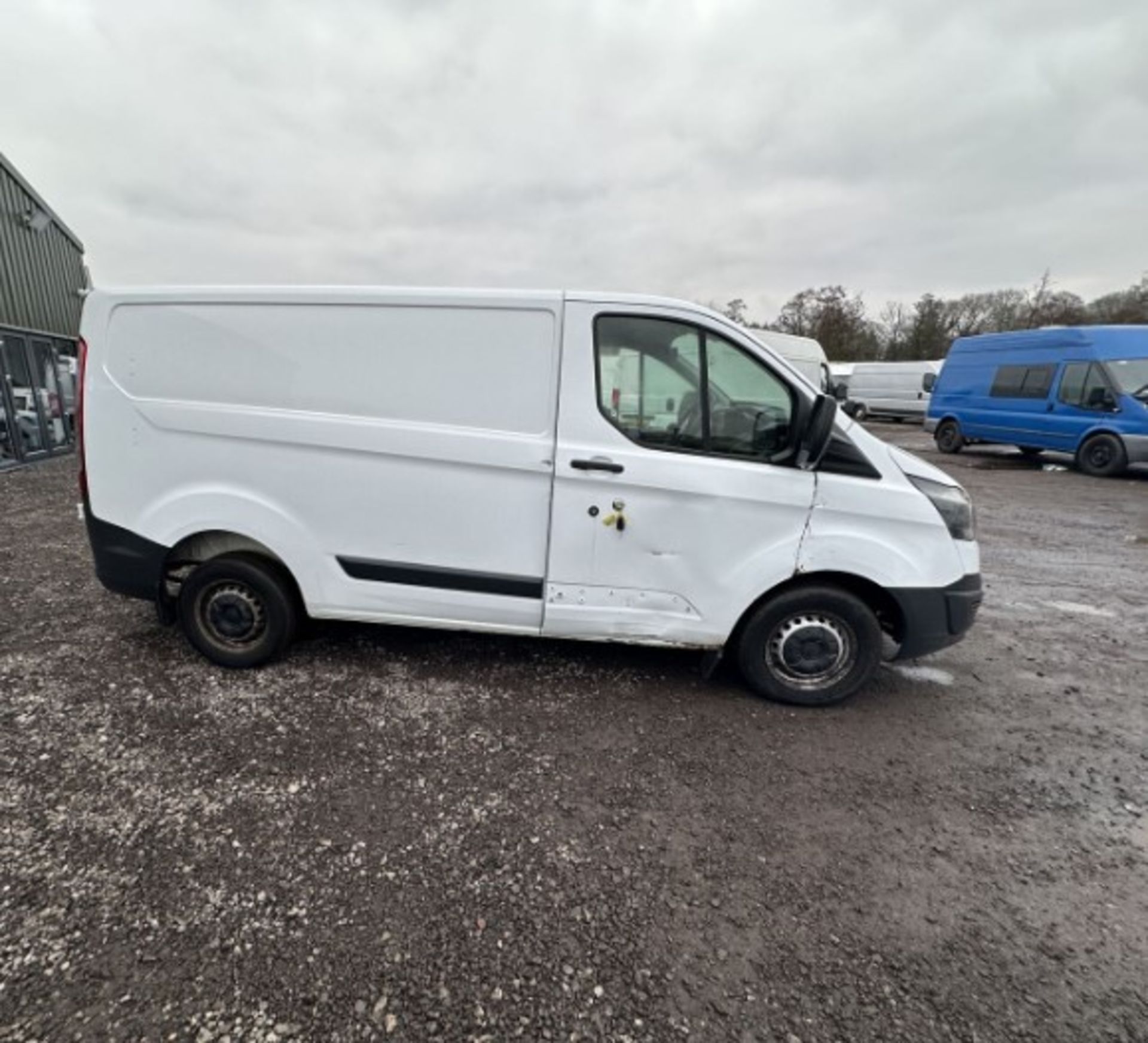 64 PLATE FORD TRANSIT CUSTOM: PROJECT VAN, SPARES OR REPAIRS >>--NO VAT ON HAMMER--<< - Bild 3 aus 13