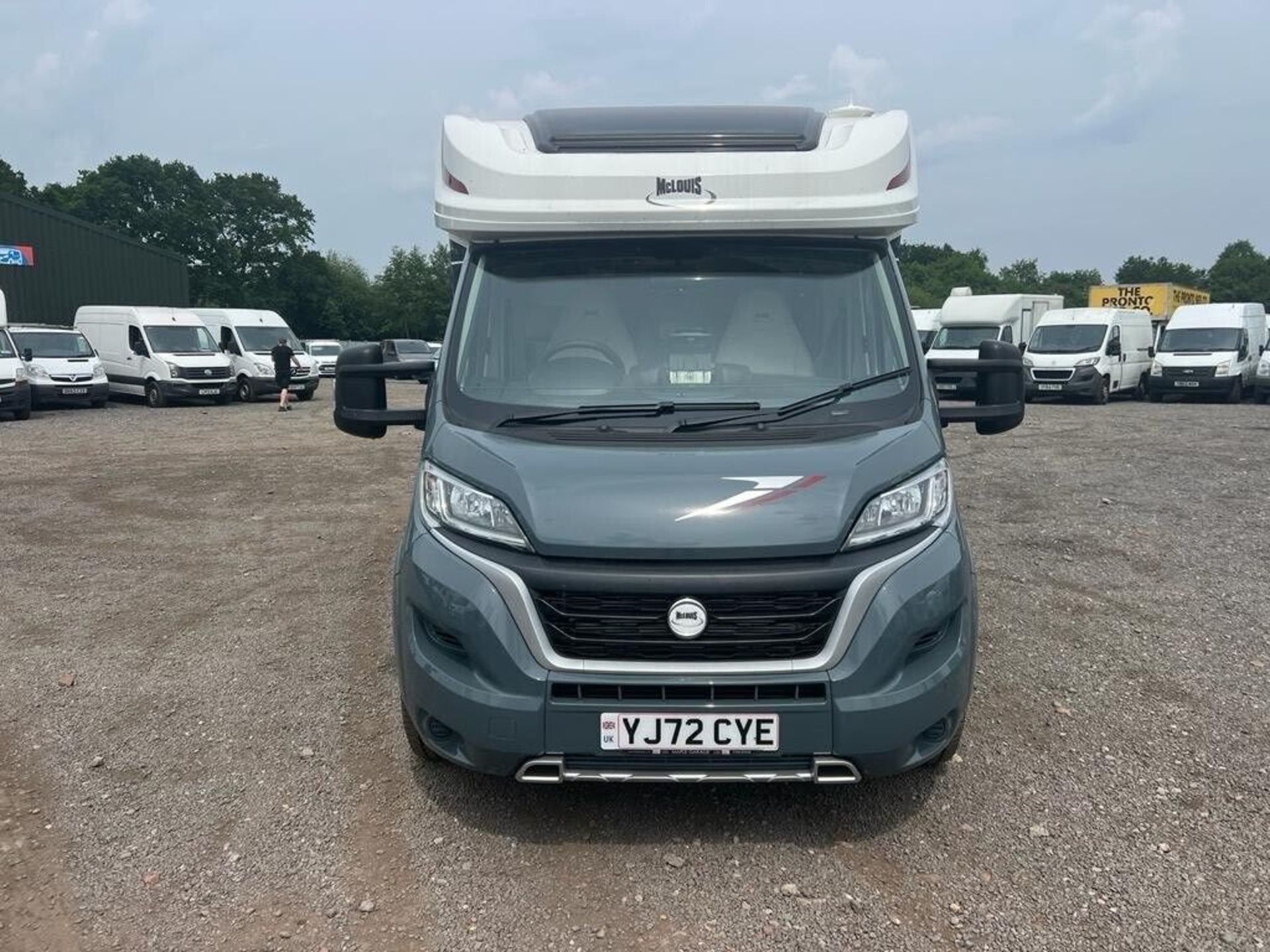 72 PLATE - ONLY 750 MILES! FIAT MCLOUIS FUSION 367: IMMACULATE MOTORHOME JOY >NO VAT ON HAMMER< - Image 3 of 15