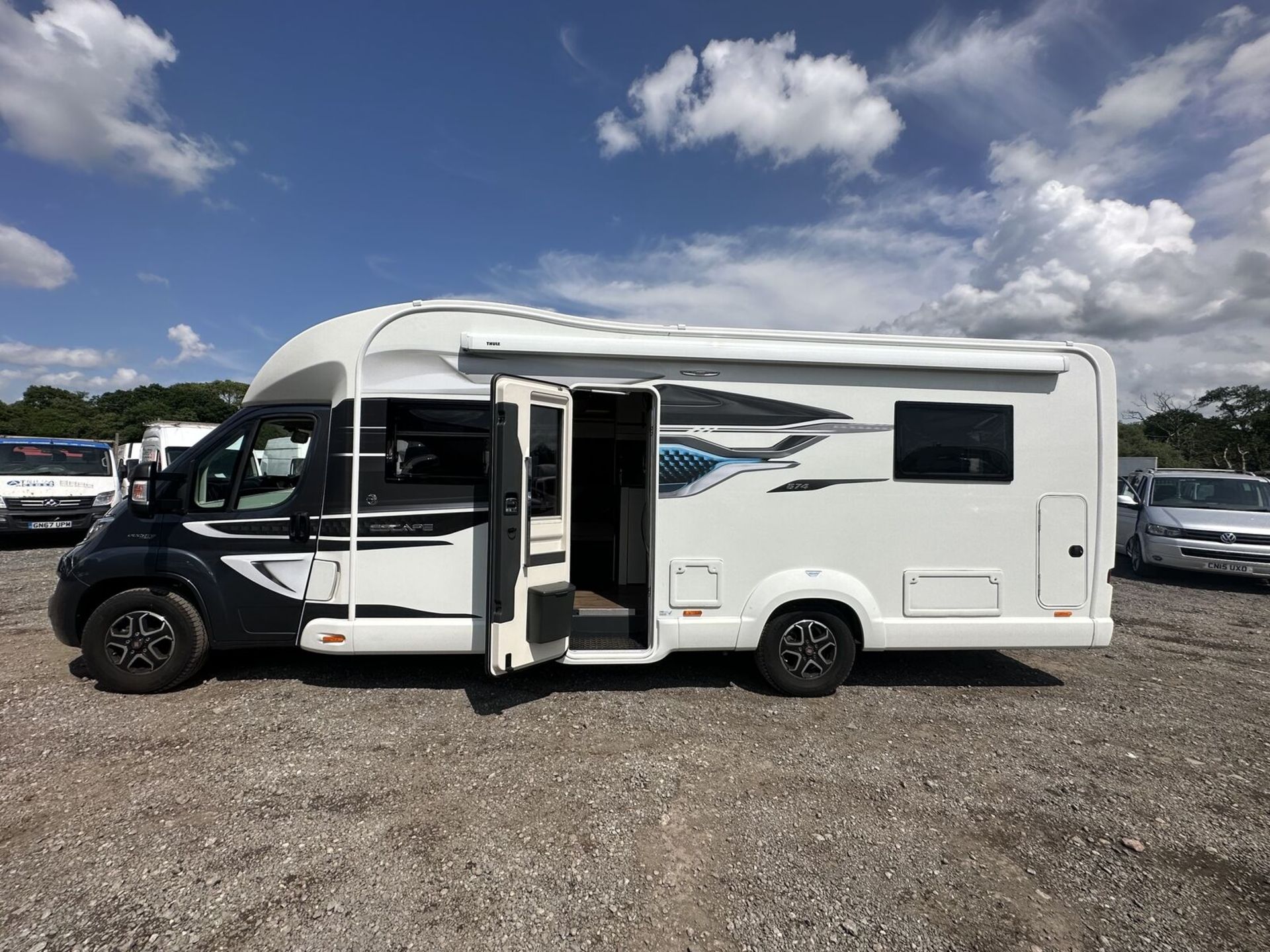 COMFORT CRUSADER: FIAT DUCATO SWIFT ESCAPE 674 WITH LUXURIOUS FEATURES - Image 8 of 18