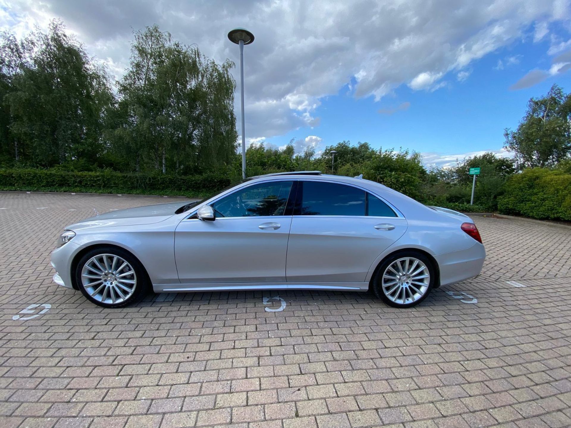 2015 MERCEDES S-CLASS: LUXURY AND PERFORMANCE WITH 94K MILES >>--NO VAT ON HAMMER--<< - Bild 2 aus 22