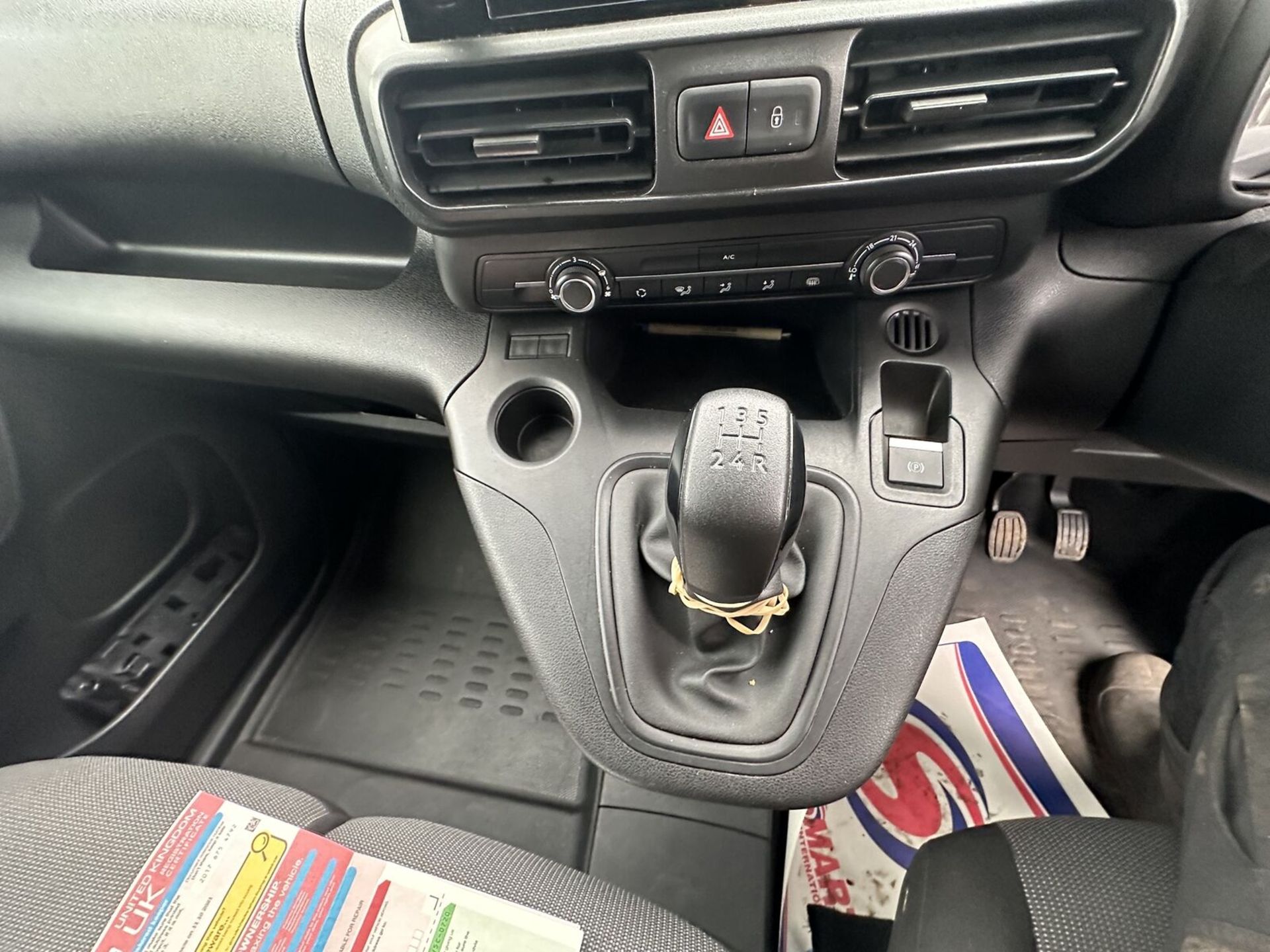 BLACK VAN RESTORATION: CITROEN BERLINGO, SEIZED ENGINE ISSUE >>--NO VAT ON HAMMER--<< - Image 9 of 14