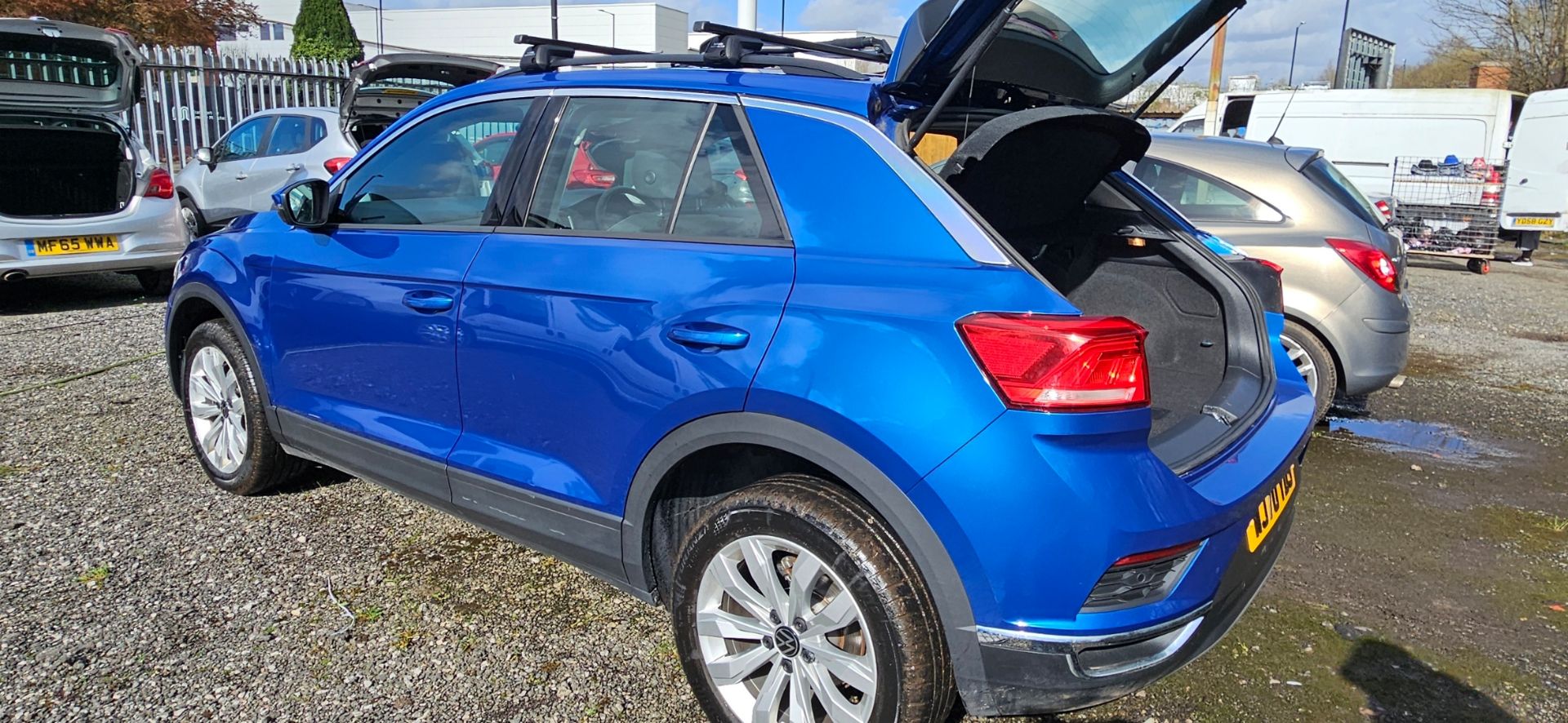 VW T ROC 1 LITRE ECOBOOST - Bild 6 aus 7