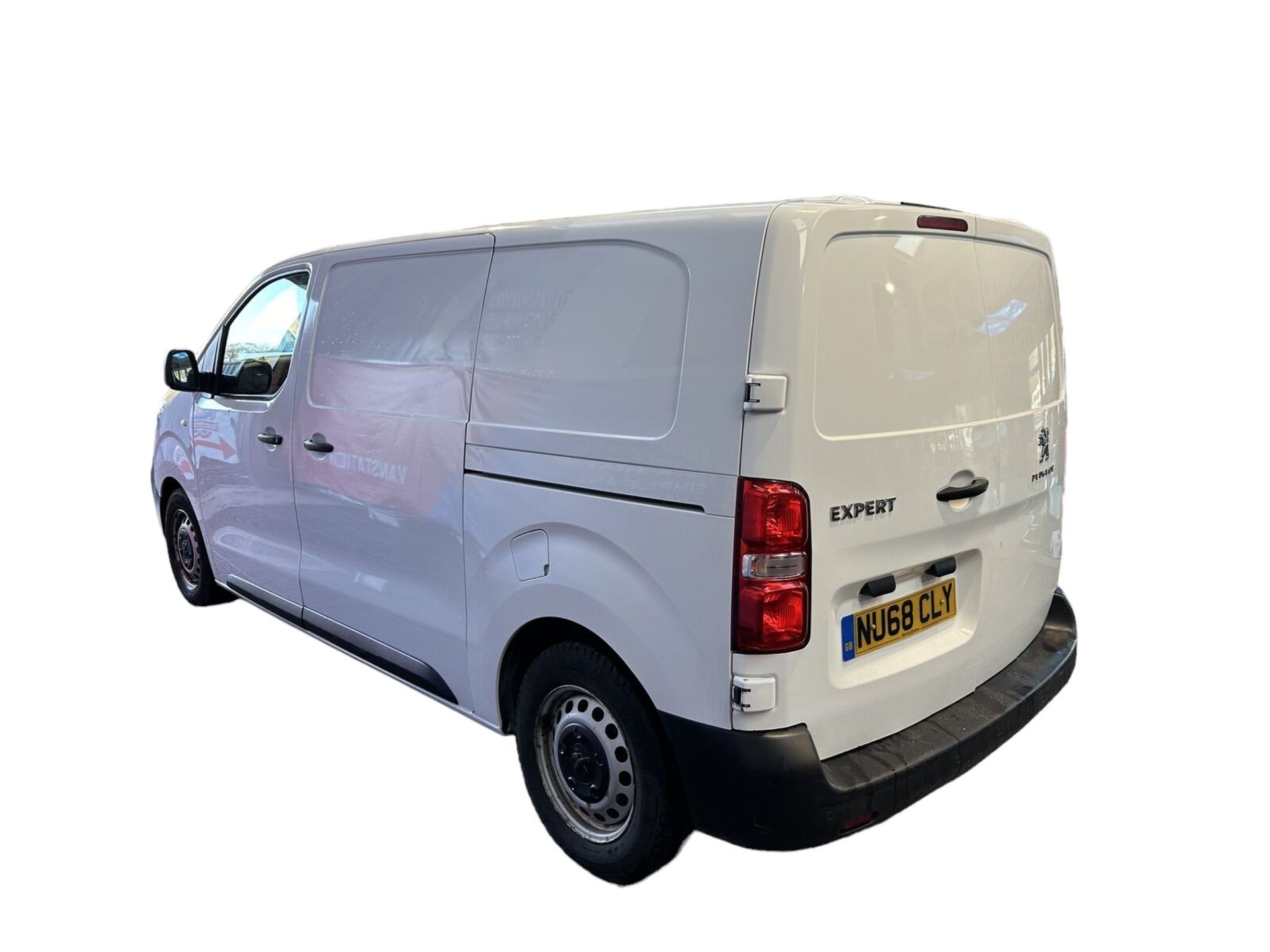 68 PLATE PEUGEOT EXPERT DISPATCH: EFFICIENT EURO 6 PANEL VAN - Image 9 of 14