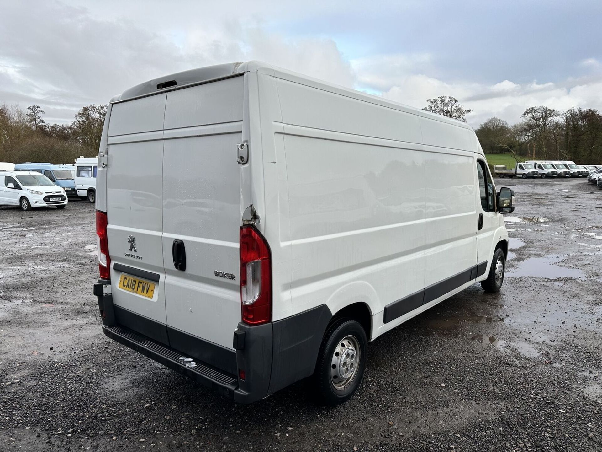 BLUEHDI BARGAIN: 2018 PEUGEOT BOXER RELAY LWB PANEL VAN >>--NO VAT ON HAMMER--<< - Image 5 of 19