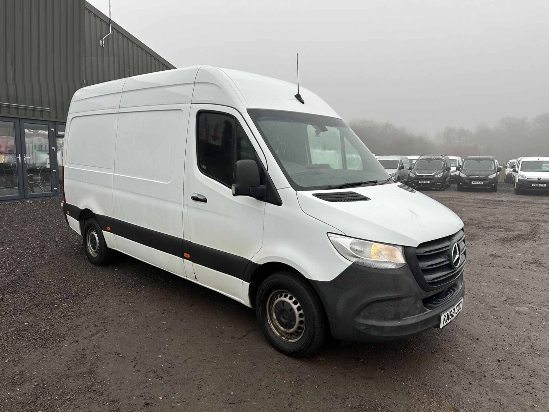 WHITE KNIGHT ON WHEELS: '68 MERCEDES SPRINTER - BARGAIN BRILLIANCE - Image 2 of 20