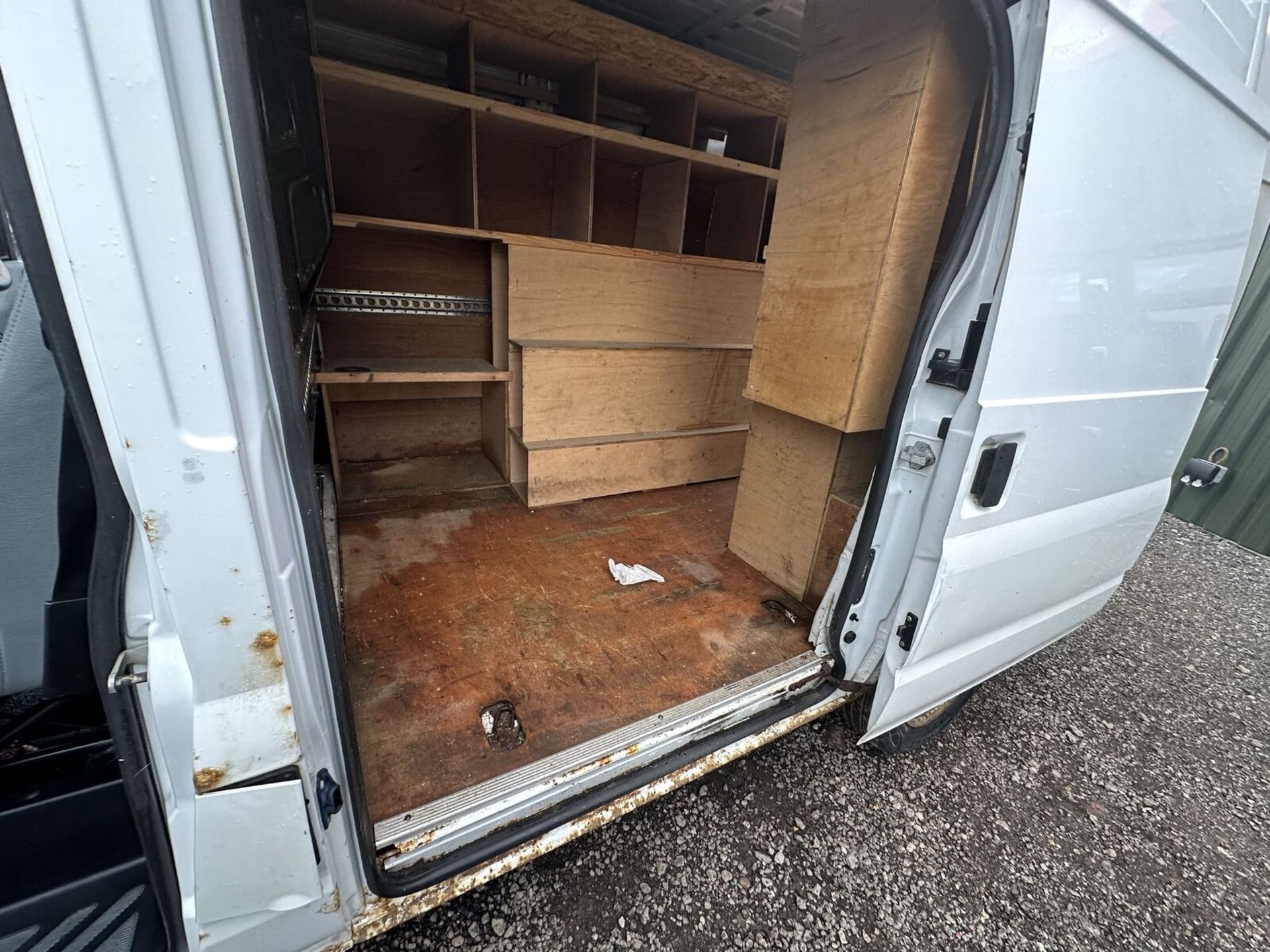 RELIABLE WORKHORSE: 60 PLATE FORD TRANSIT 260, MEDIUM ROOF, READY TO TACKLE TASKS - Image 9 of 9