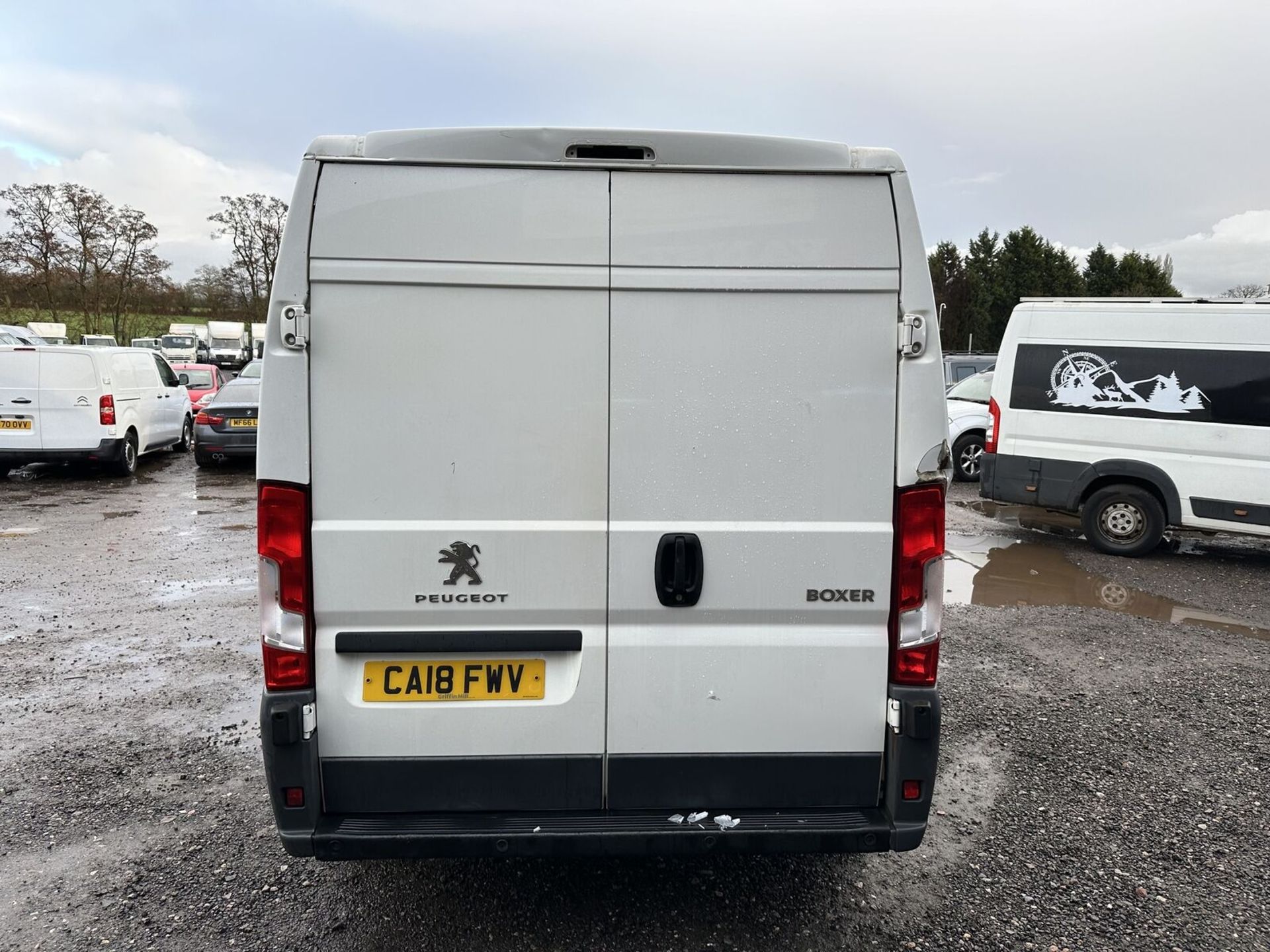 BLUEHDI BARGAIN: 2018 PEUGEOT BOXER RELAY LWB PANEL VAN >>--NO VAT ON HAMMER--<< - Image 6 of 19