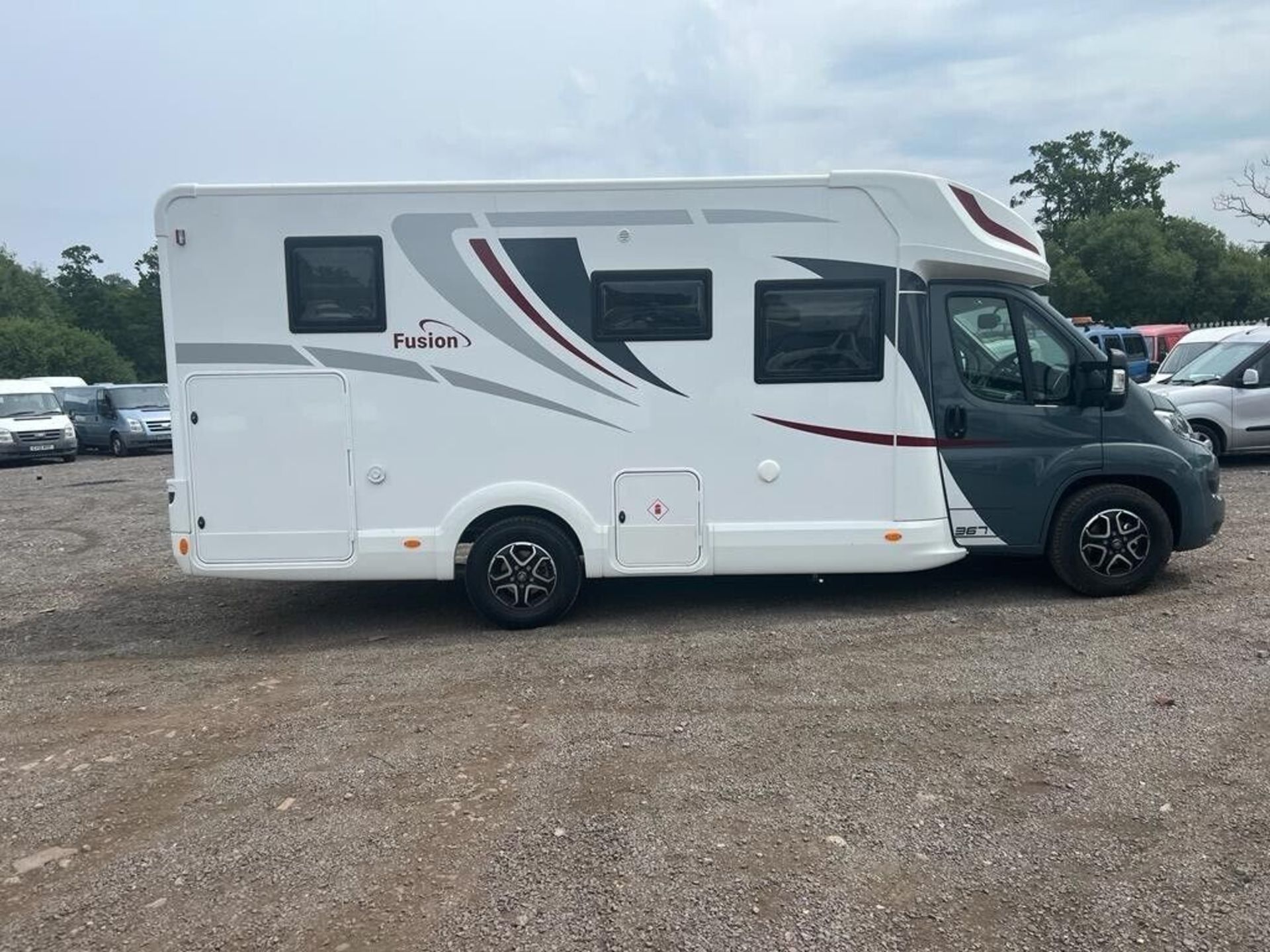 72 PLATE - ONLY 750 MILES! FIAT MCLOUIS FUSION 367: IMMACULATE MOTORHOME JOY >NO VAT ON HAMMER< - Image 14 of 15