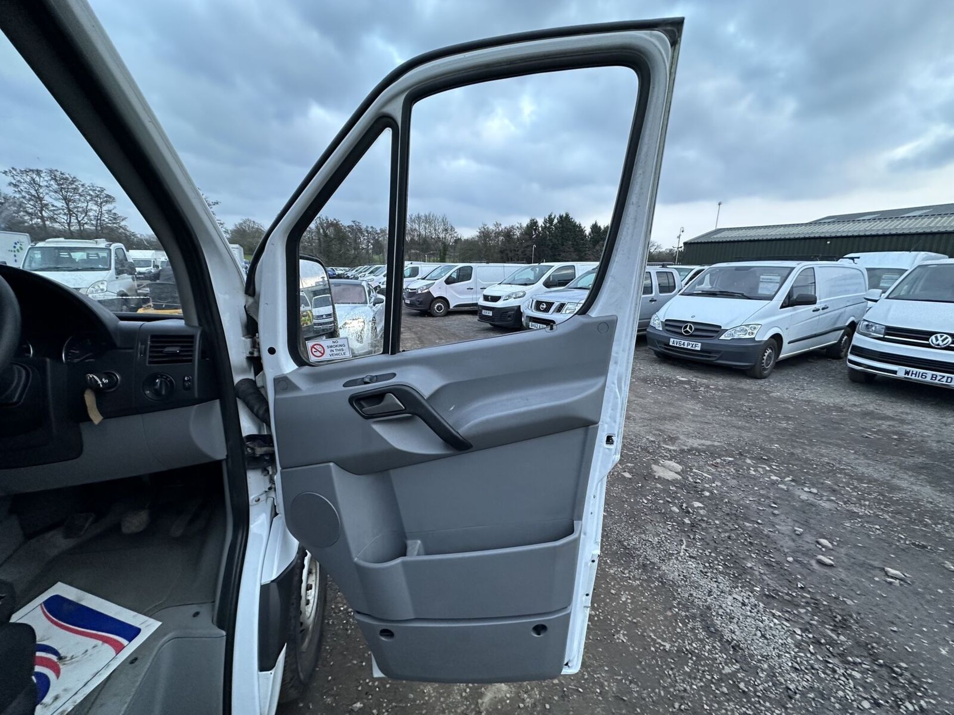 PANEL VAN PROJECT: MERCEDES SPRINTER HIGH ROOF DIESEL - Image 19 of 19