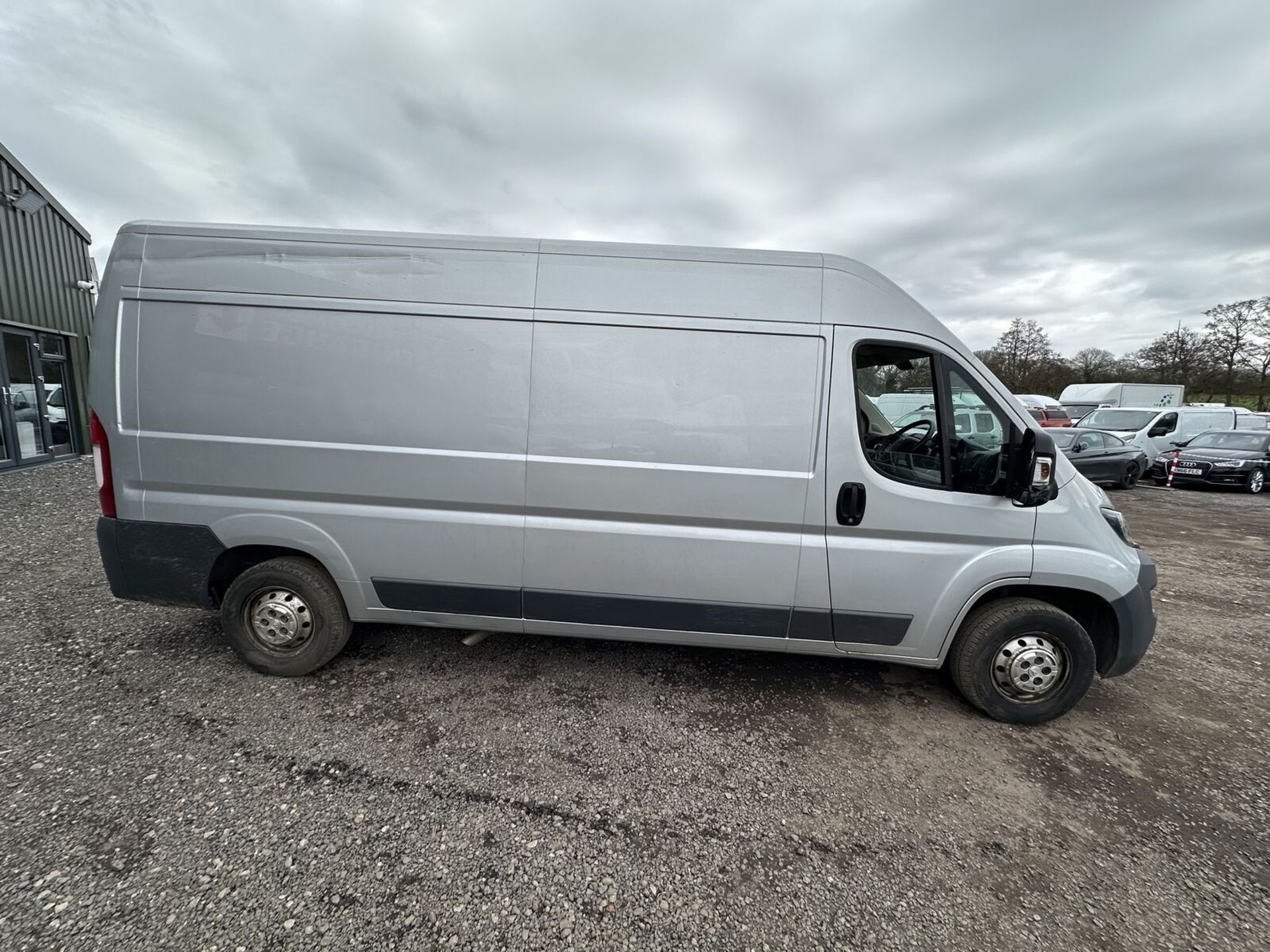 2018 PEUGEOT BOXER: RELIABLE WORKHORSE WITH REVERSE CAMERA - Image 6 of 20