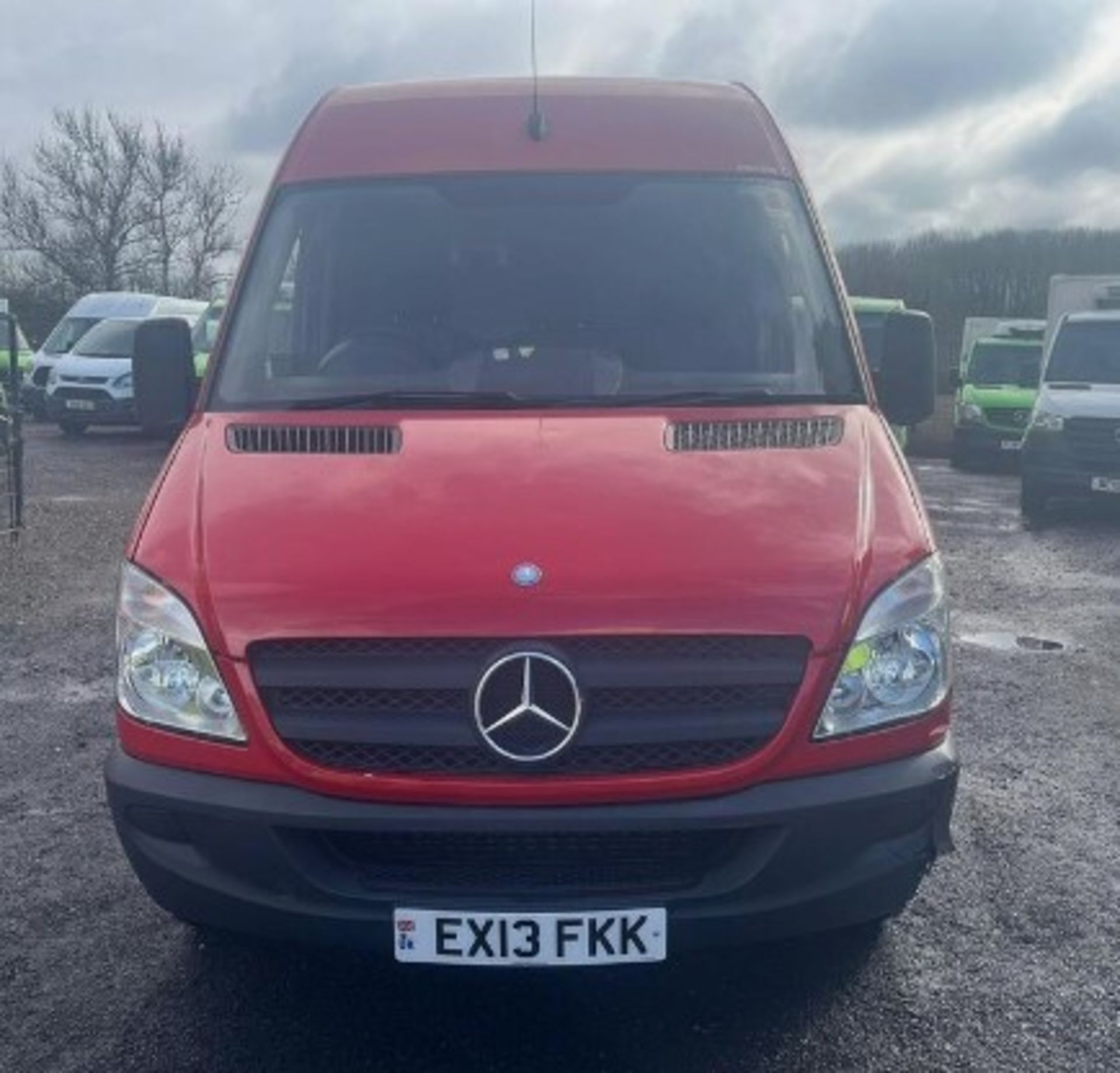 PROFESSIONAL UTILITY: 2013 MERCEDES SPRINTER 310 CDI, MANUAL TRANSMISSION