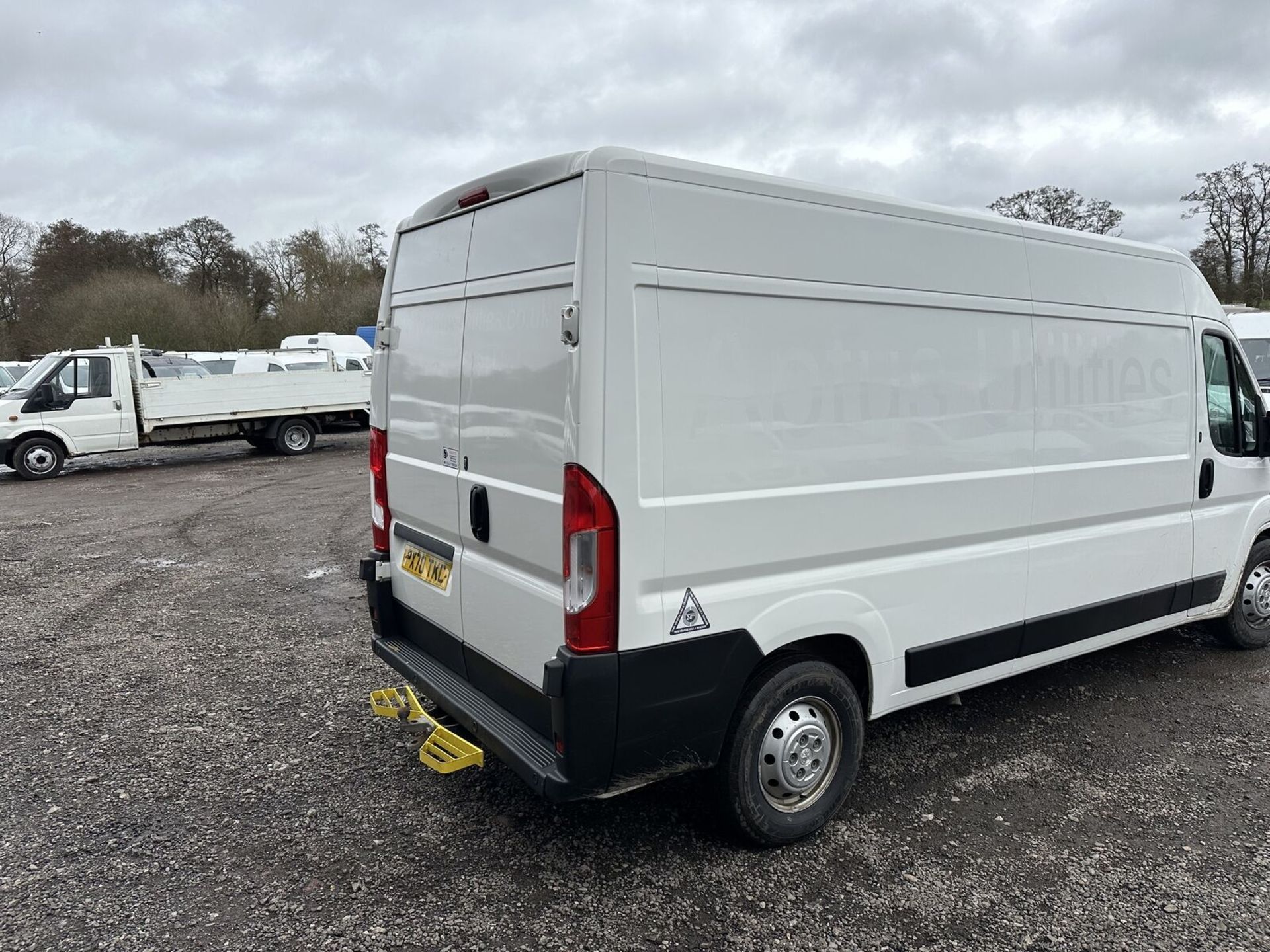 ROAD-READY RELIABILITY: 70 PLATE PEUGEOT BOXER PRO L3 H2 - Bild 5 aus 16