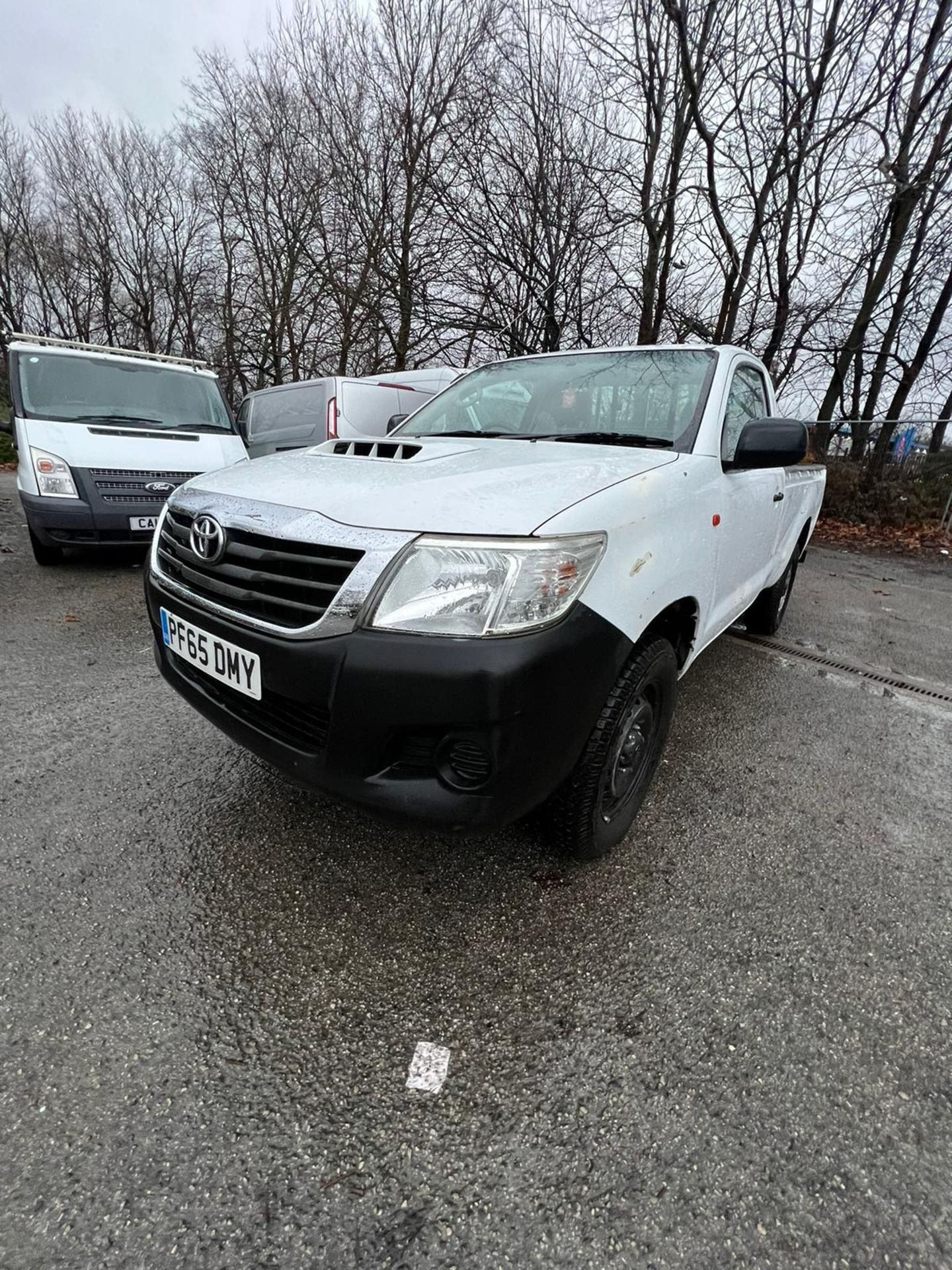 TOYOTA HILUX 109K MILES FULL HISTORY 2 KEYS 1 OWNER - Image 4 of 14