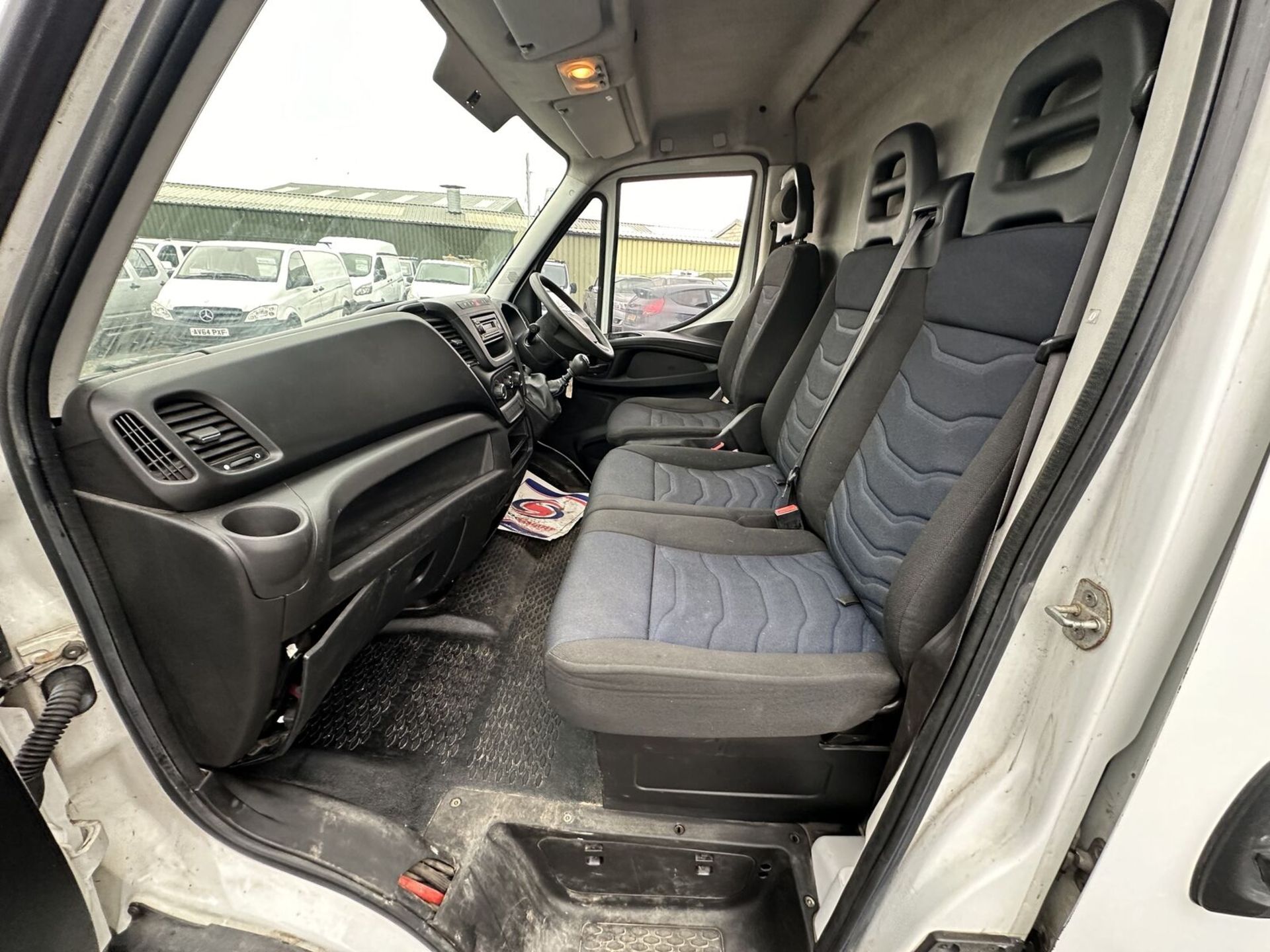 TURBO TROUBLE: 2018 IVECO DAILY HIGH ROOF VAN - ULEZ EURO 6 DEAL - Image 9 of 18