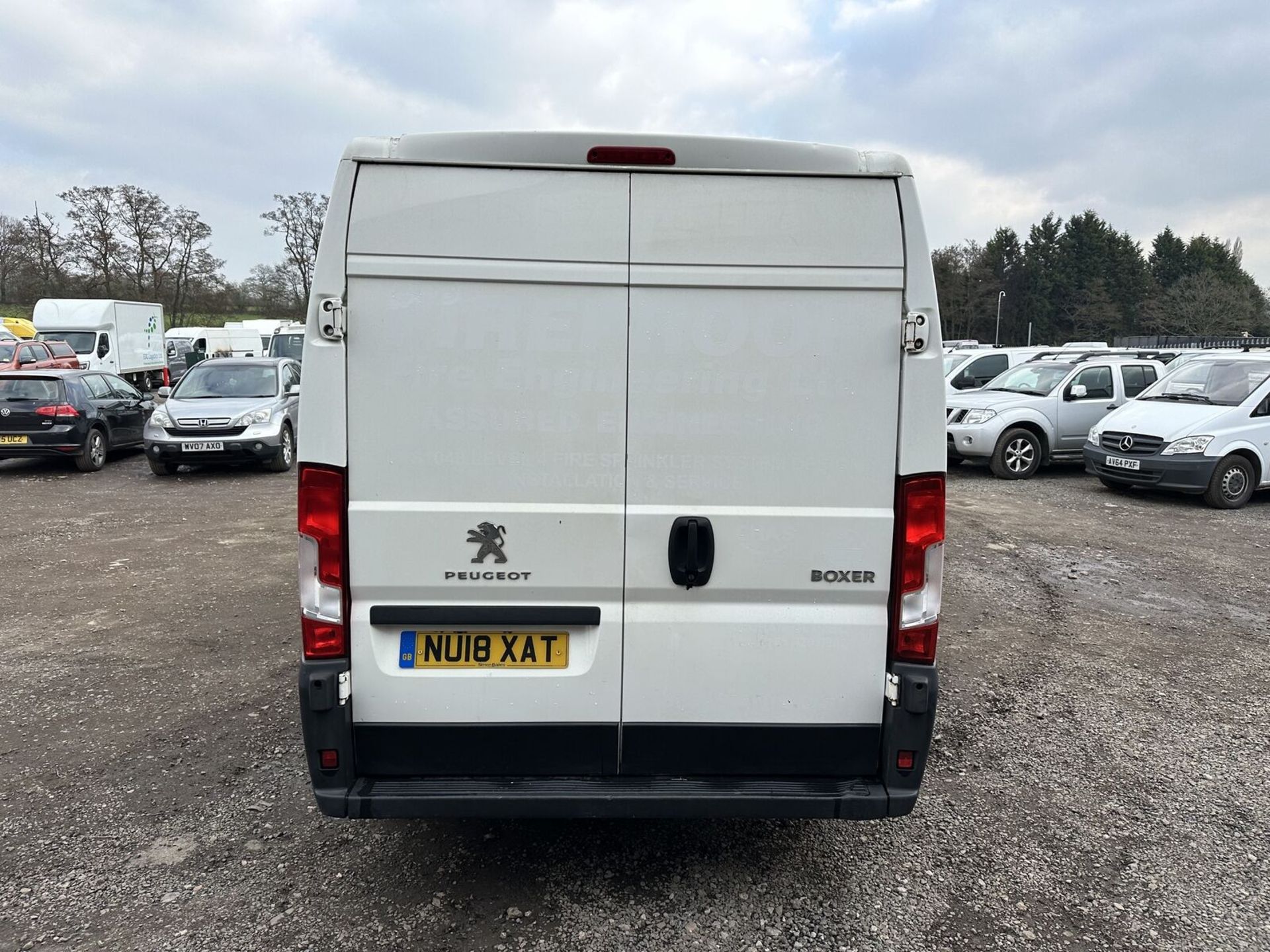 WHITE VAN WONDER: PEUGEOT BOXER RELAY LONG WHEEL BASE - Image 5 of 19