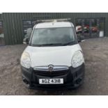 ECO-FRIENDLY POTENTIAL: VAUXHALL COMBO ULEZ READY >>--NO VAT ON HAMMER--<<