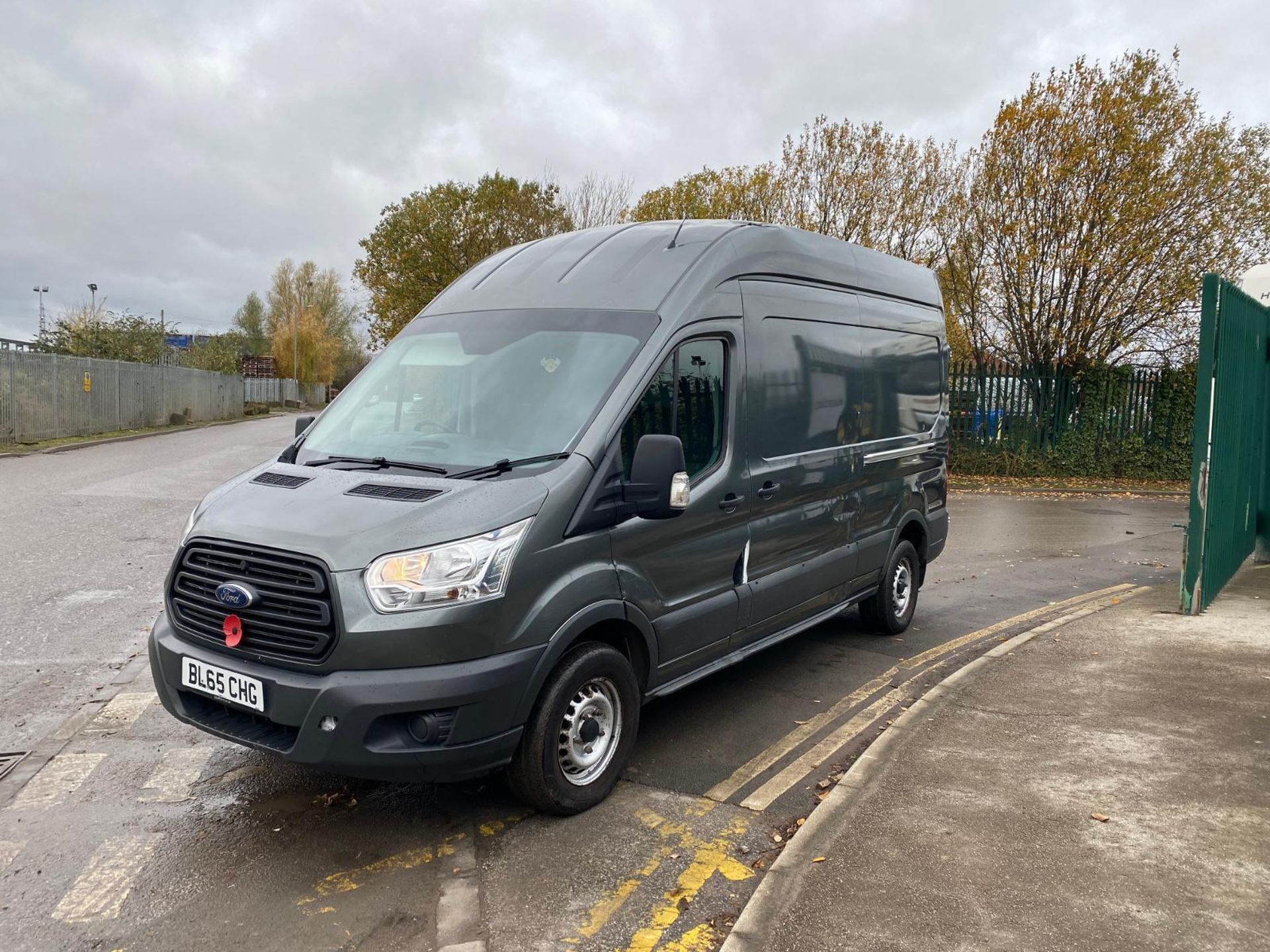 2015 FORD TRANSIT: SPACIOUS HIGH ROOF, 149K MILES, DIESEL >>--NO VAT ON HAMMER--<<