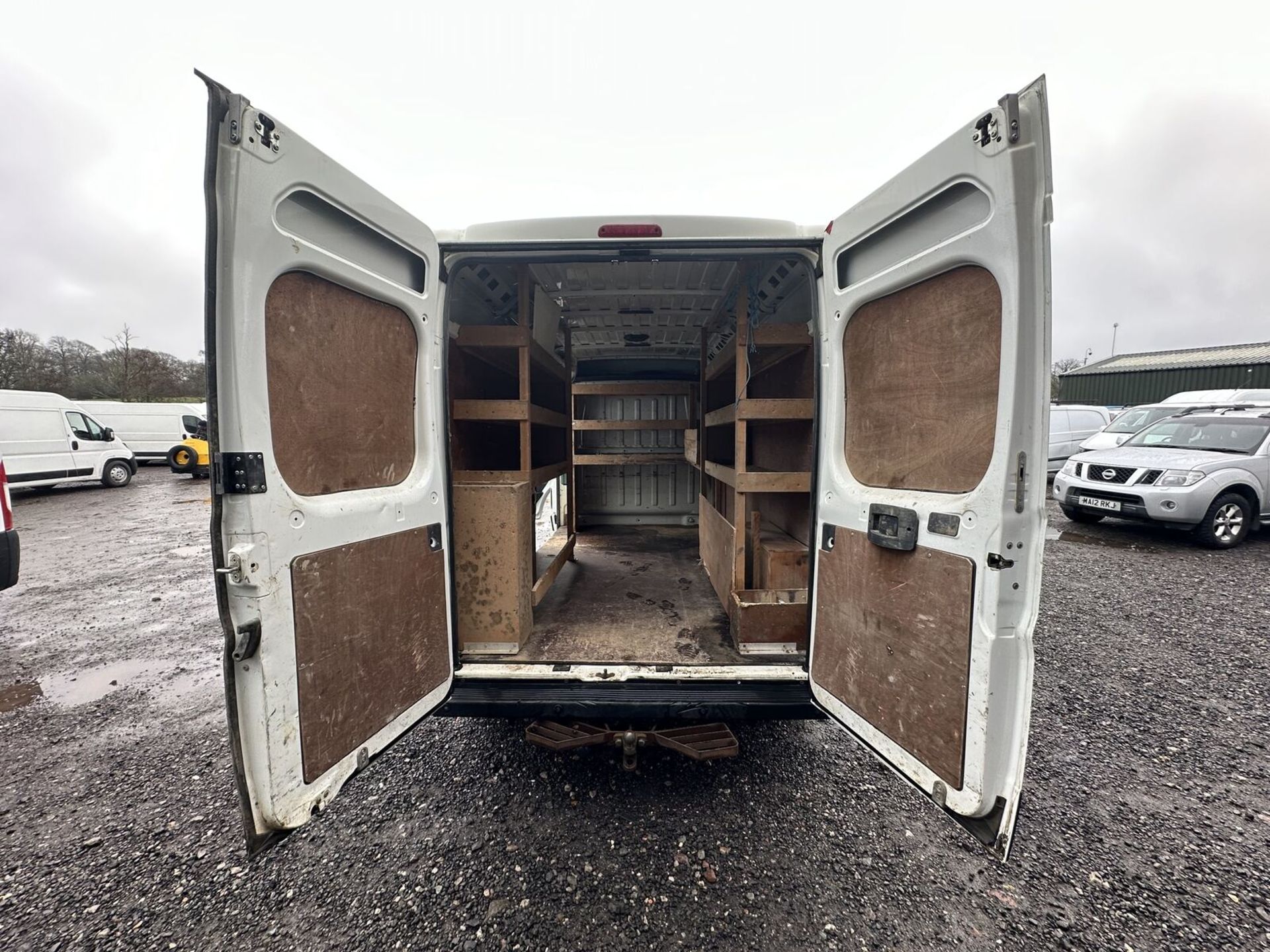 WHITE WONDER: 70 PLATE PEUGEOT BOXER PANEL VAN - Image 12 of 15