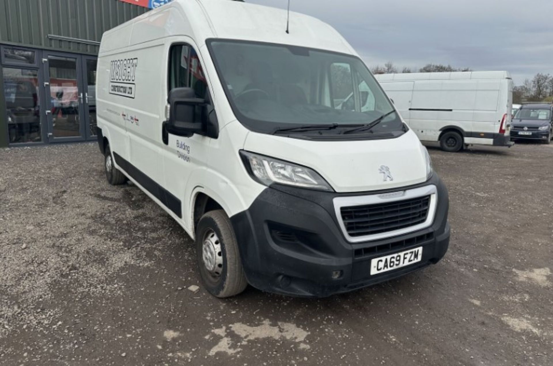 PROJECT IN PROGRESS: 69 PLATE PEUGEOT BOXER, BLUE HDI, H2, REPAIRABLE >>--NO VAT ON HAMMER--<<