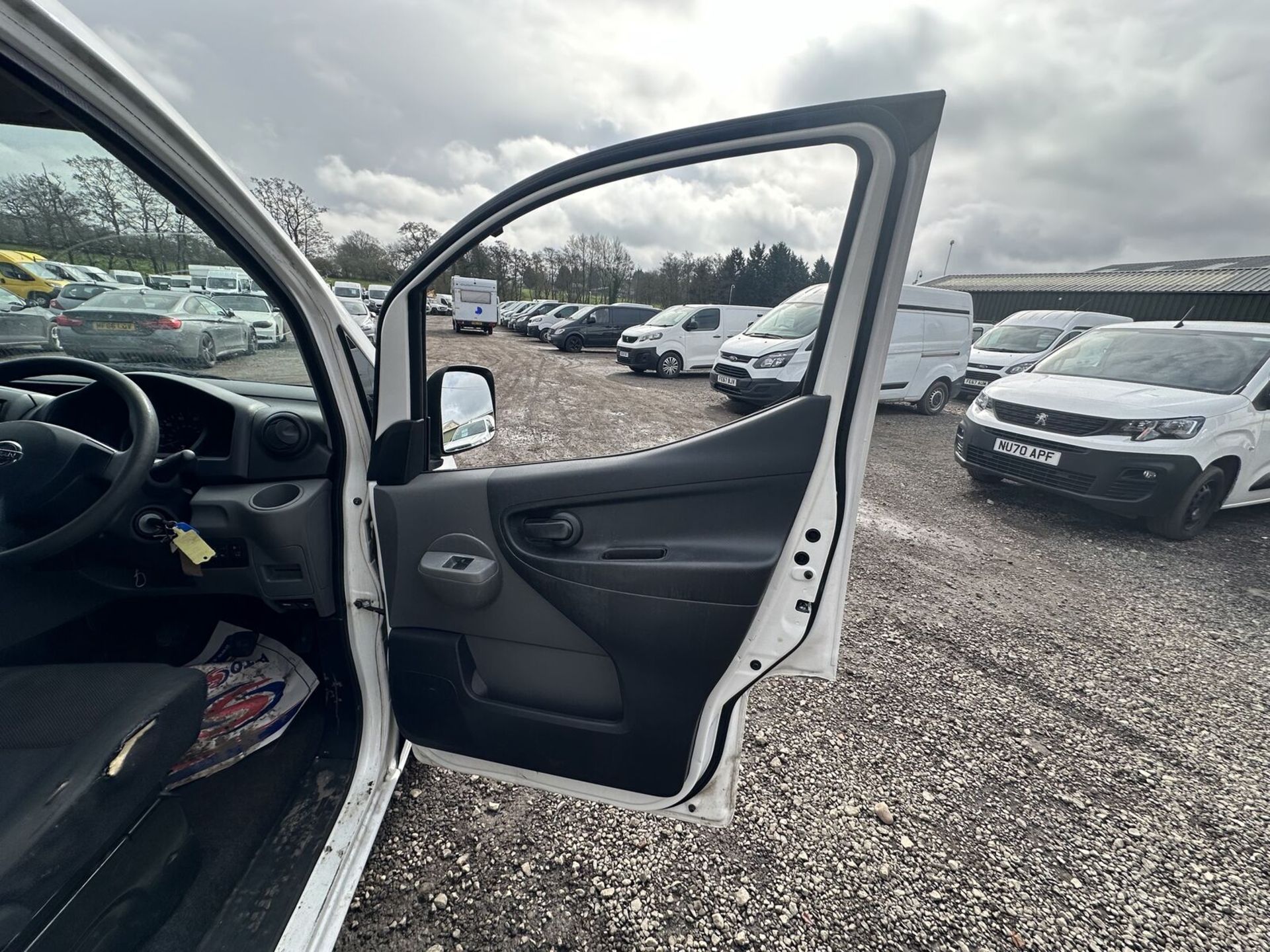 FIXER-UPPER ALERT: 2018 NISSAN NV200 ACENTA, ULEZ COMPLIANT, SPARES OR REPAIRS - Image 6 of 11