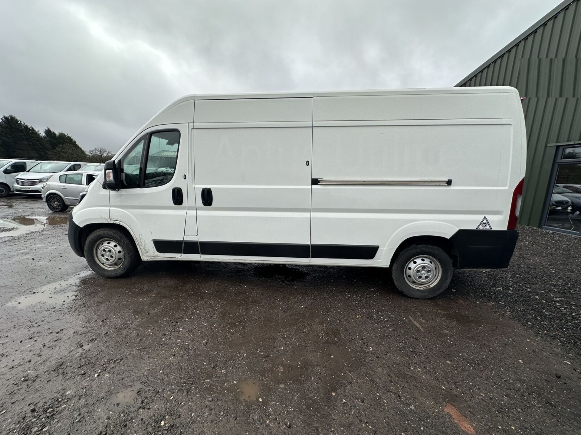 WHITE WORKHORSE: 2019 PANEL VAN, READY FOR DUTY - Image 3 of 18