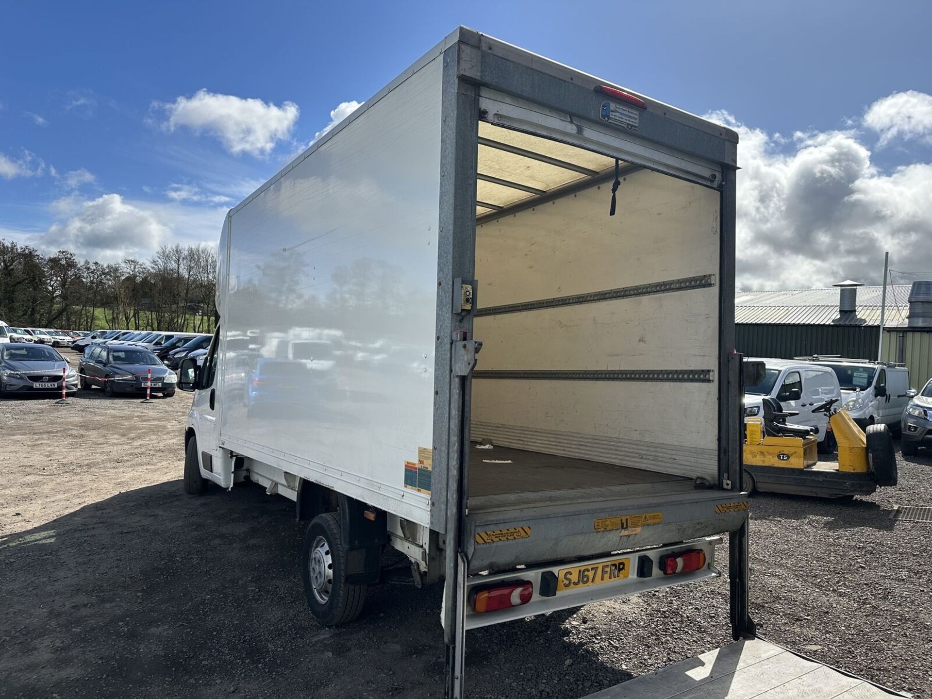 ULTIMATE ULEZ PROJECT: 67 PLATE PEUGEOT BOXER - PERFECT FOR CONVERSION >>--NO VAT ON HAMMER--<< - Bild 7 aus 14