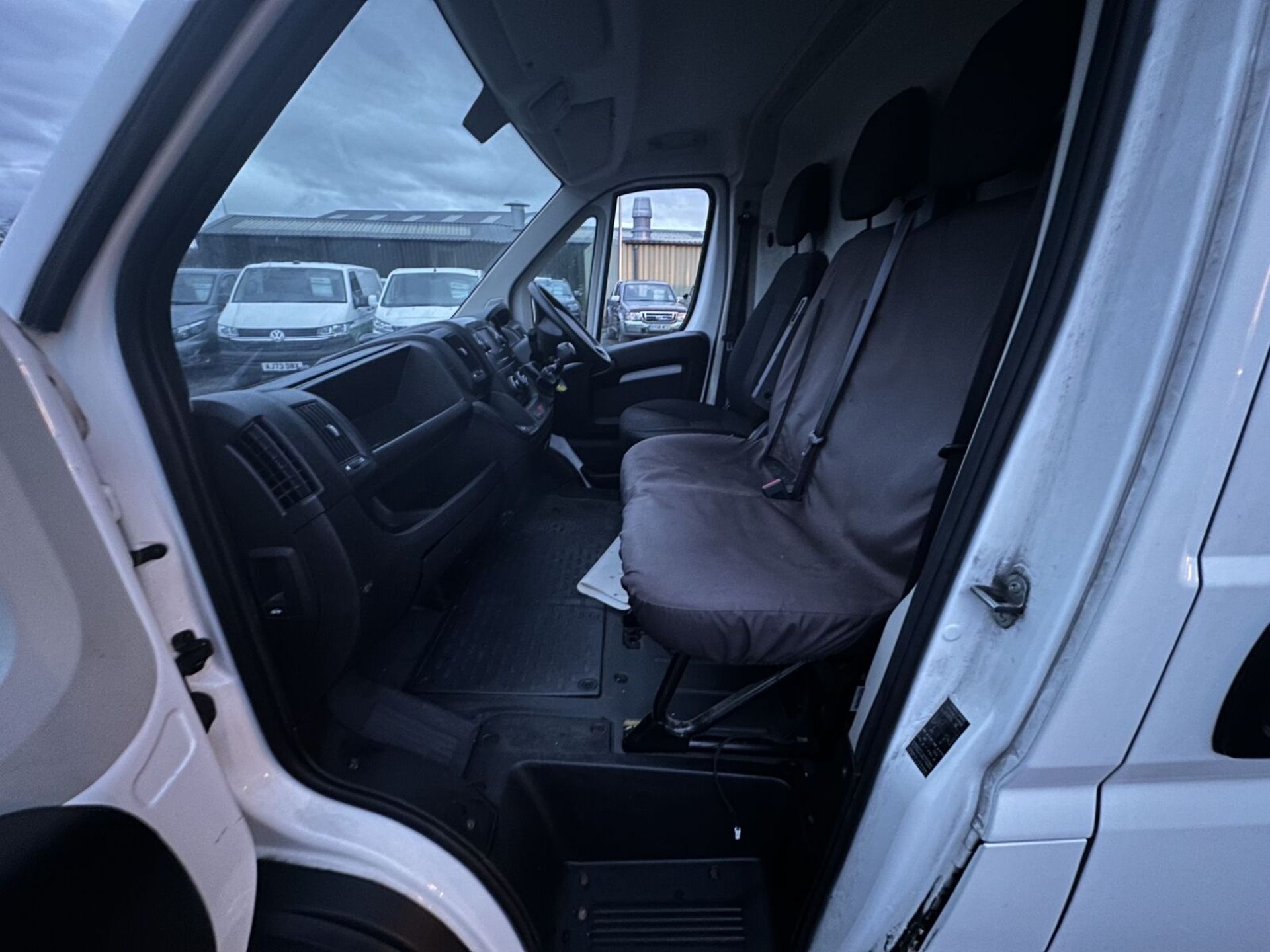ELEVATED EFFICIENCY: 2020 PEUGEOT BOXER RELAY DUCATO - Image 10 of 17