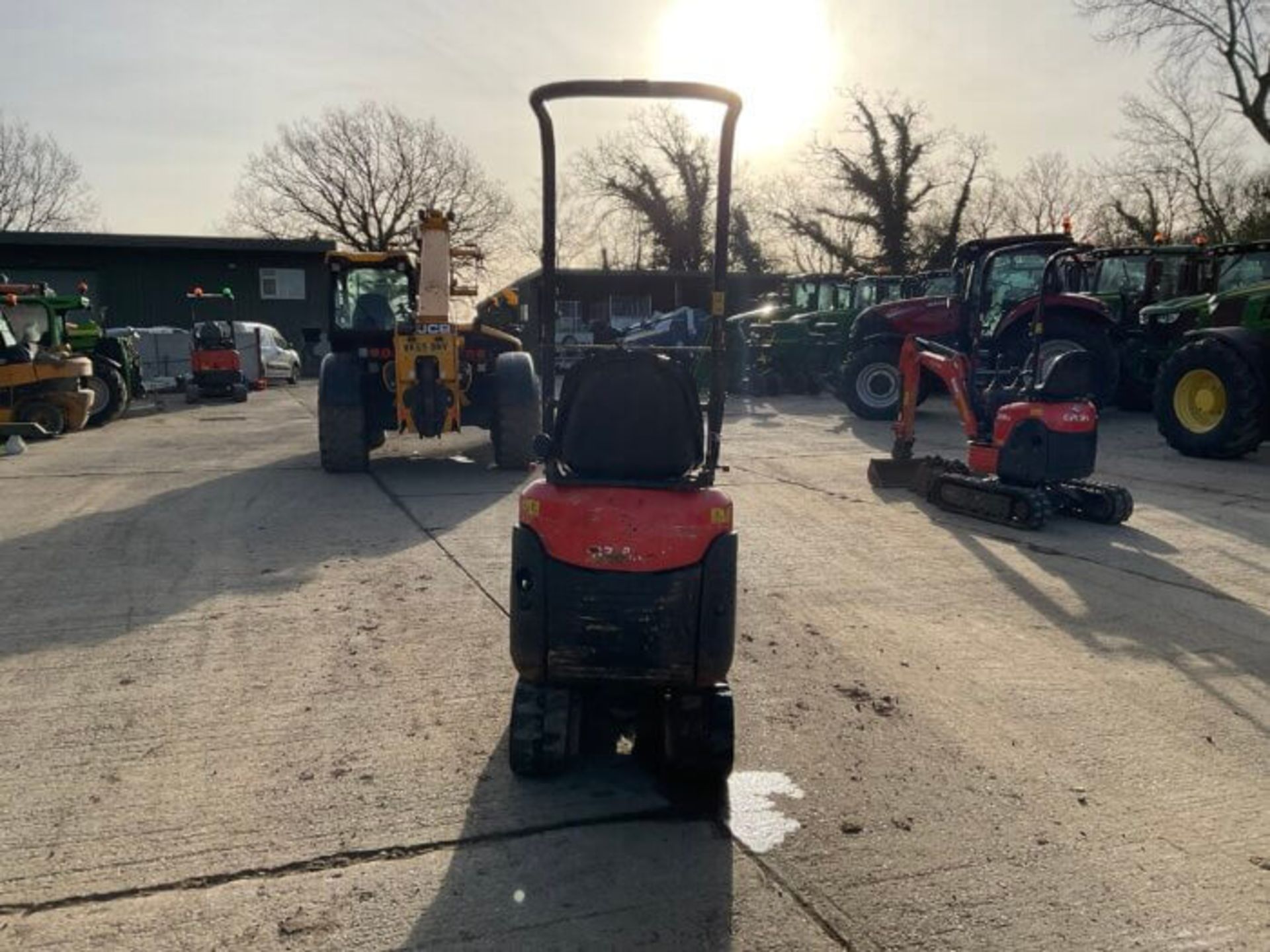 YEAR 2018 KUBOTA K008-3. RUBBER/EXPANDING TRACKS - Image 7 of 9