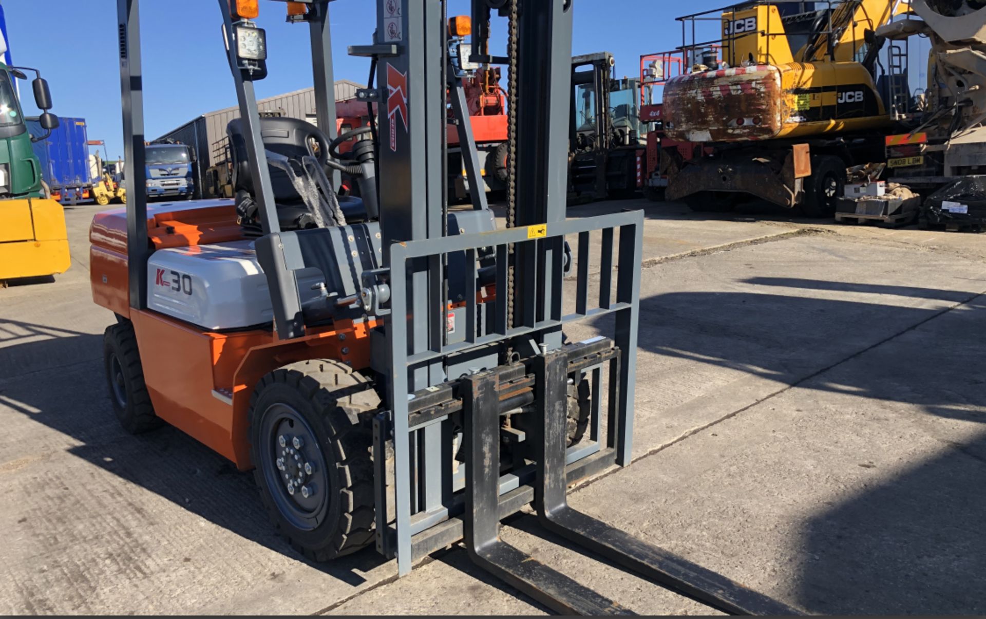 K SERIES FD 30 ,3 TON DIESEL FORKLIFT - Image 6 of 13