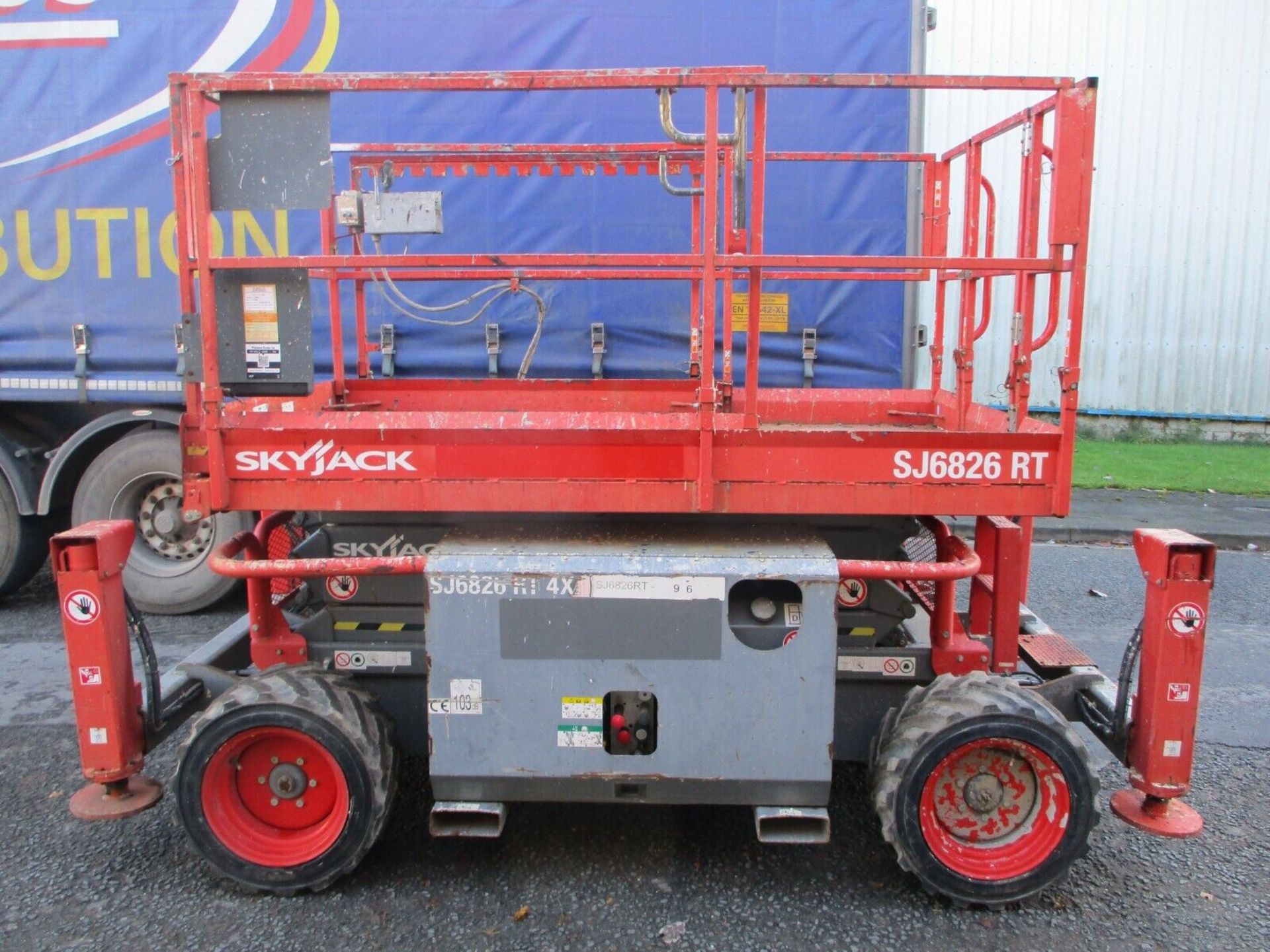 SKYJACK SJ6826: REACH NEW HEIGHTS WITH 9.9M LIFT