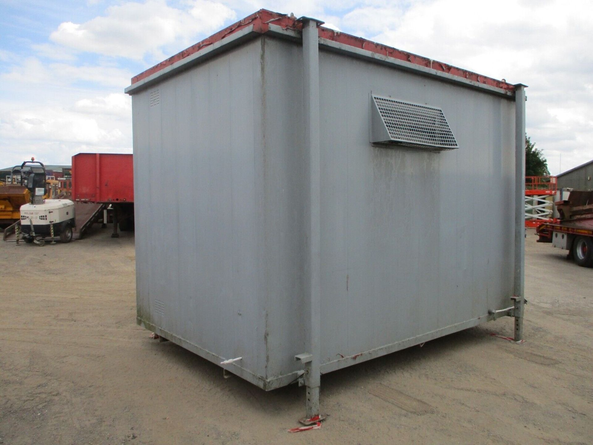12 FOOT LONG SHIPPING CONTAINER TOILET BLOCK
