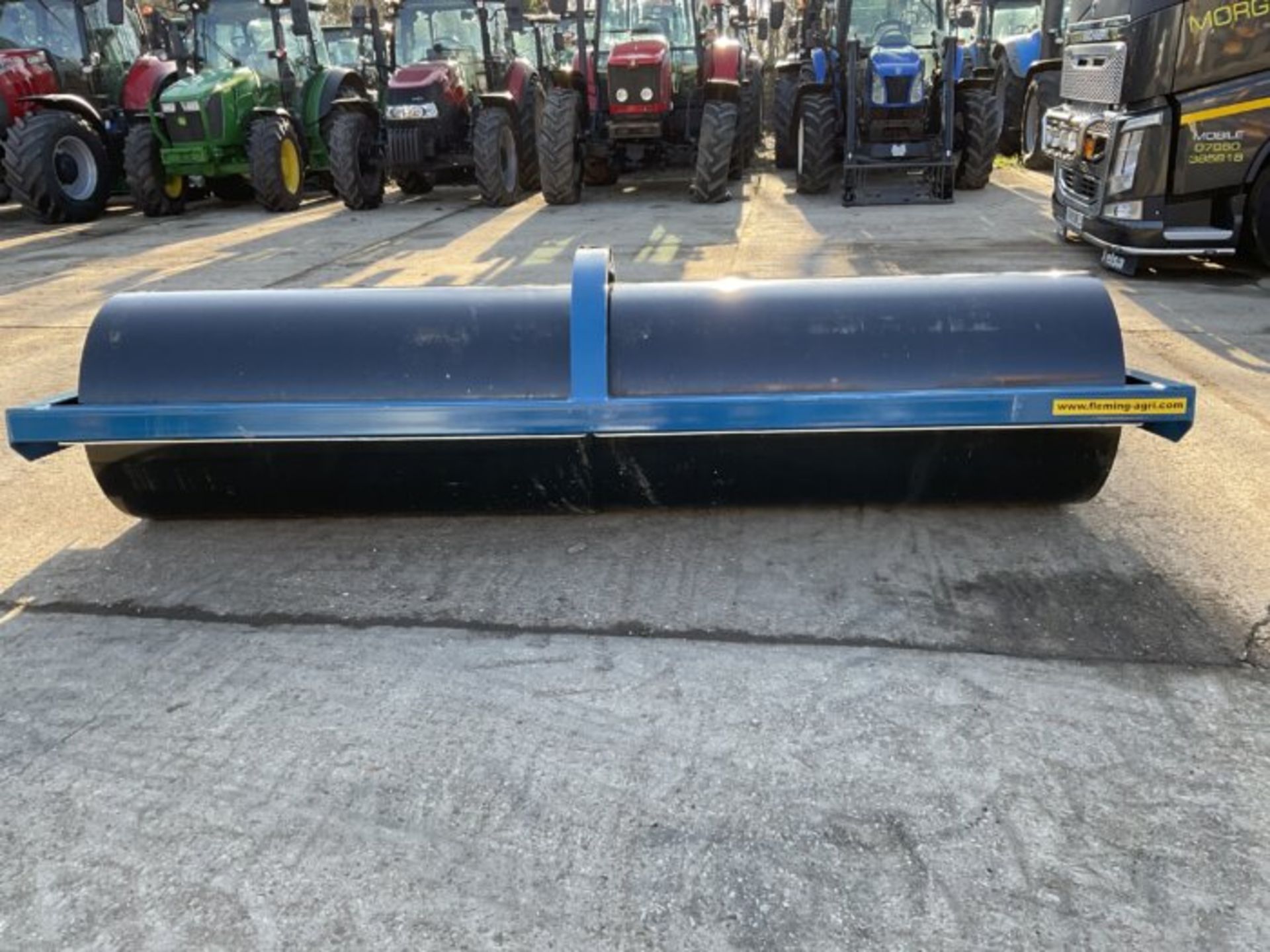 NEW FLEMING 10 X 30 X 10 ROLLER WITH SCRAPER. - Image 5 of 8