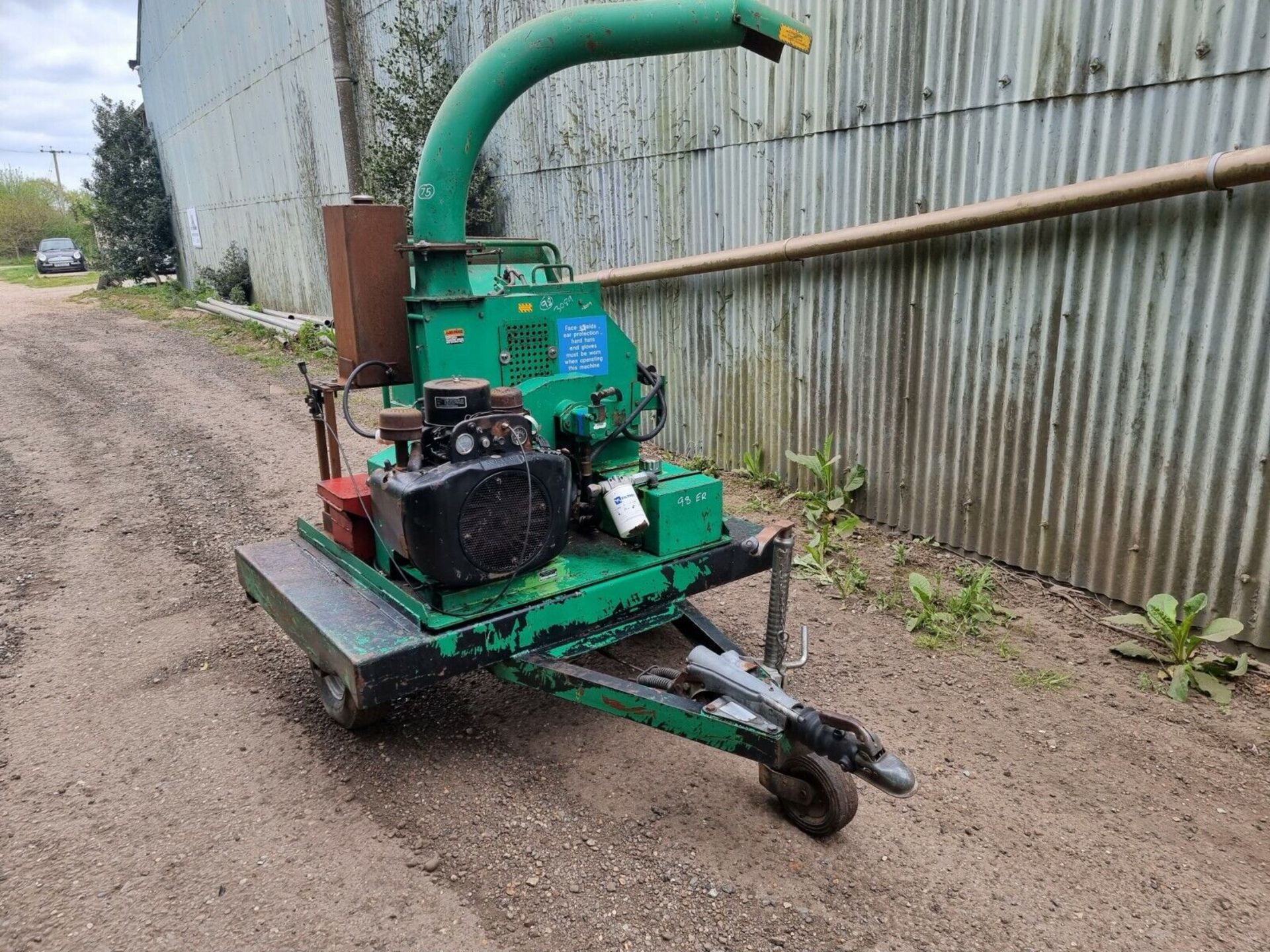 20HP PETROL WOOD CHIPPER - Bild 7 aus 7