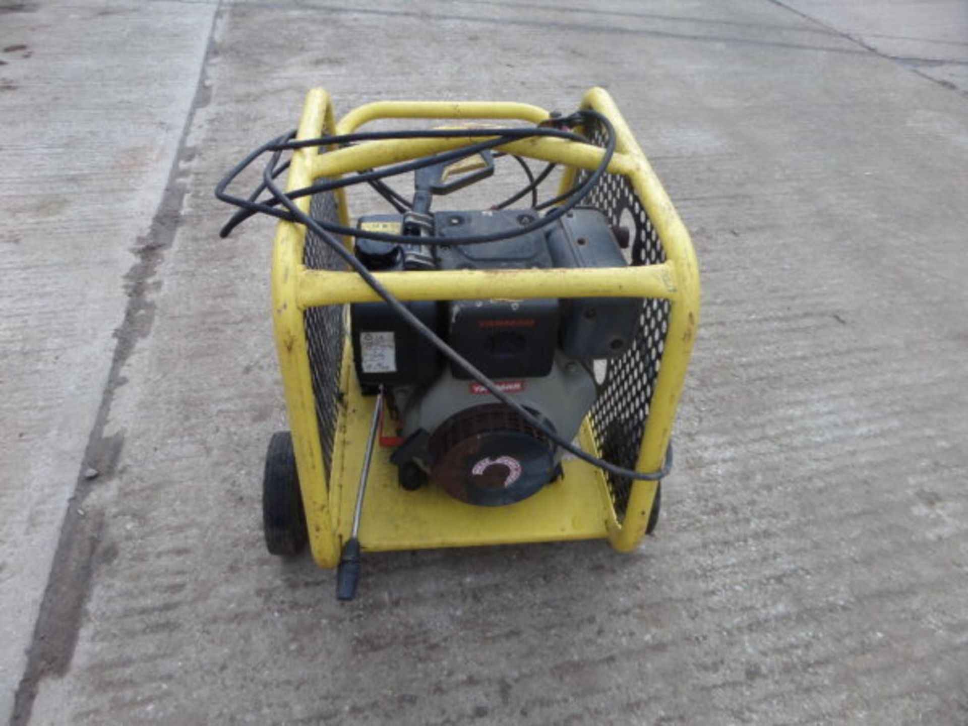 KARCHER PROFESSIONAL HD1050 DE PRESSURE WASHER - Image 2 of 4