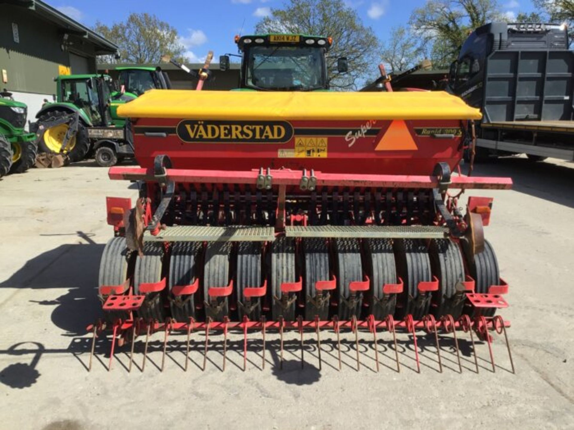 VADERSTAD SUPER RAPID 300S TRAILED DRILL - Image 11 of 14