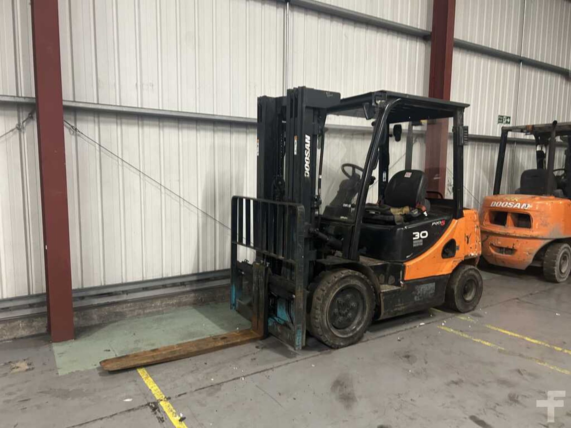 DIESEL FORKLIFTS DOOSAN D30S-5 - Image 2 of 6