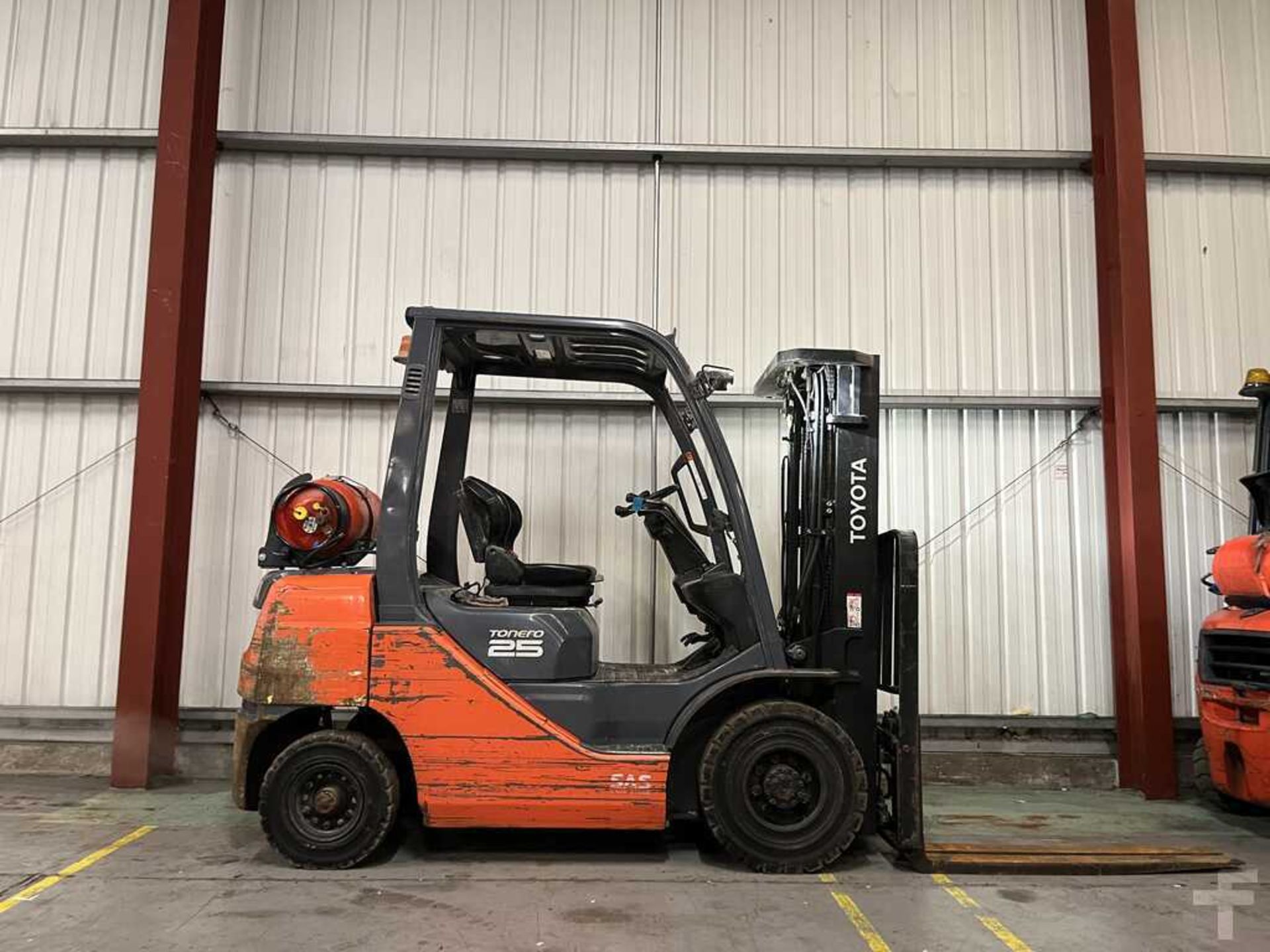 LPG FORKLIFTS TOYOTA 02-8FGF25 - Image 5 of 6