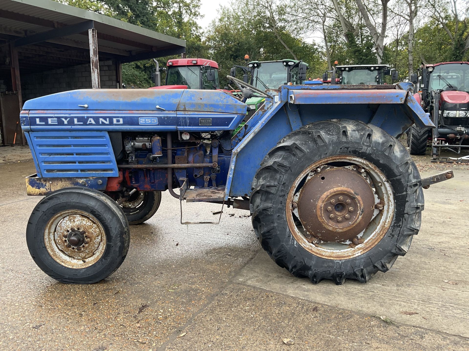 YEAR 1992 – K REG LEYLAND 253 TRACTOR. COMES WITH PART CAB. 3 CYLINDER PERKINS ENGINE - Image 12 of 14