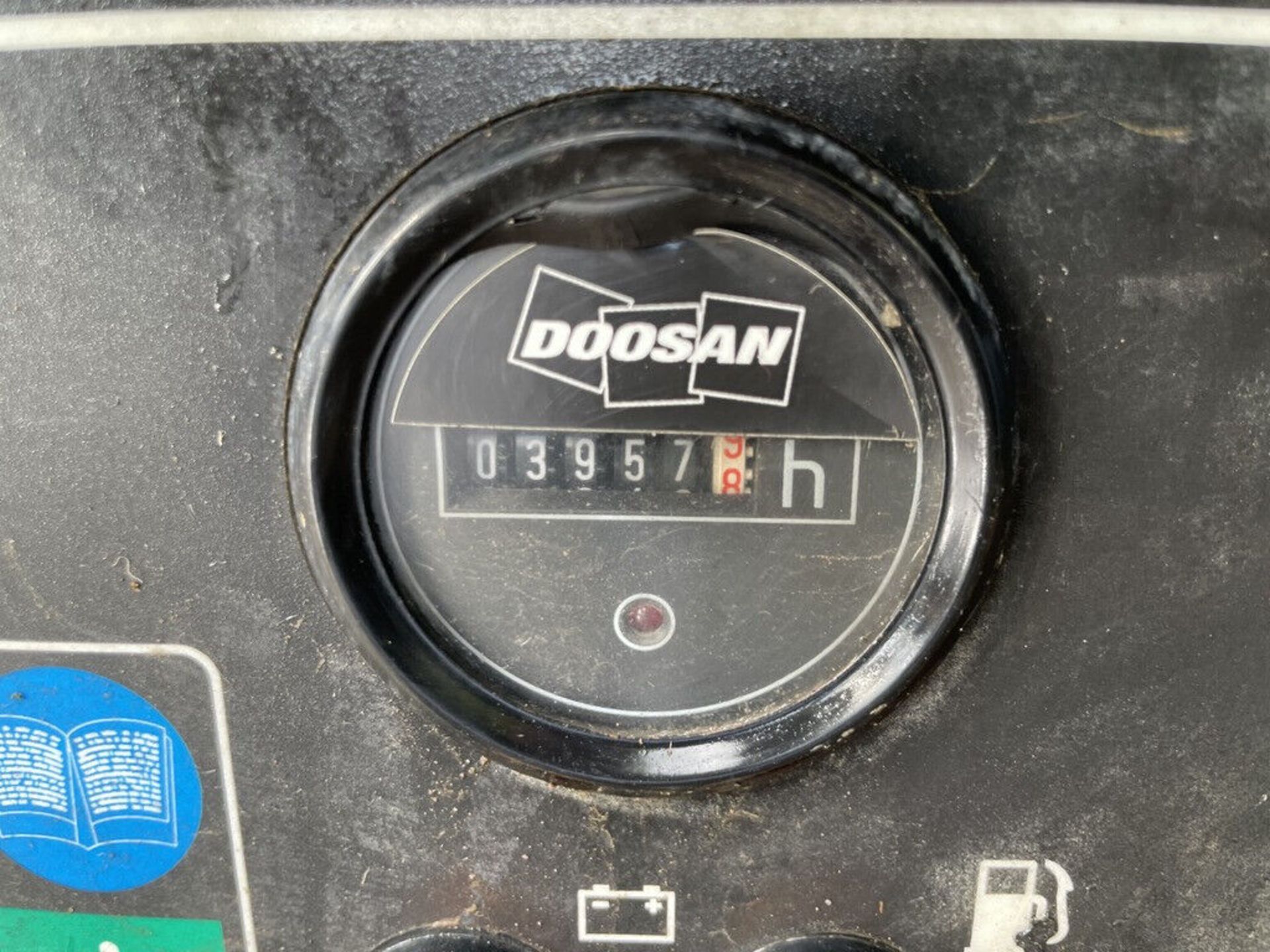 2014 DOOSAN 7/41 COMPRESSOR - Image 3 of 10