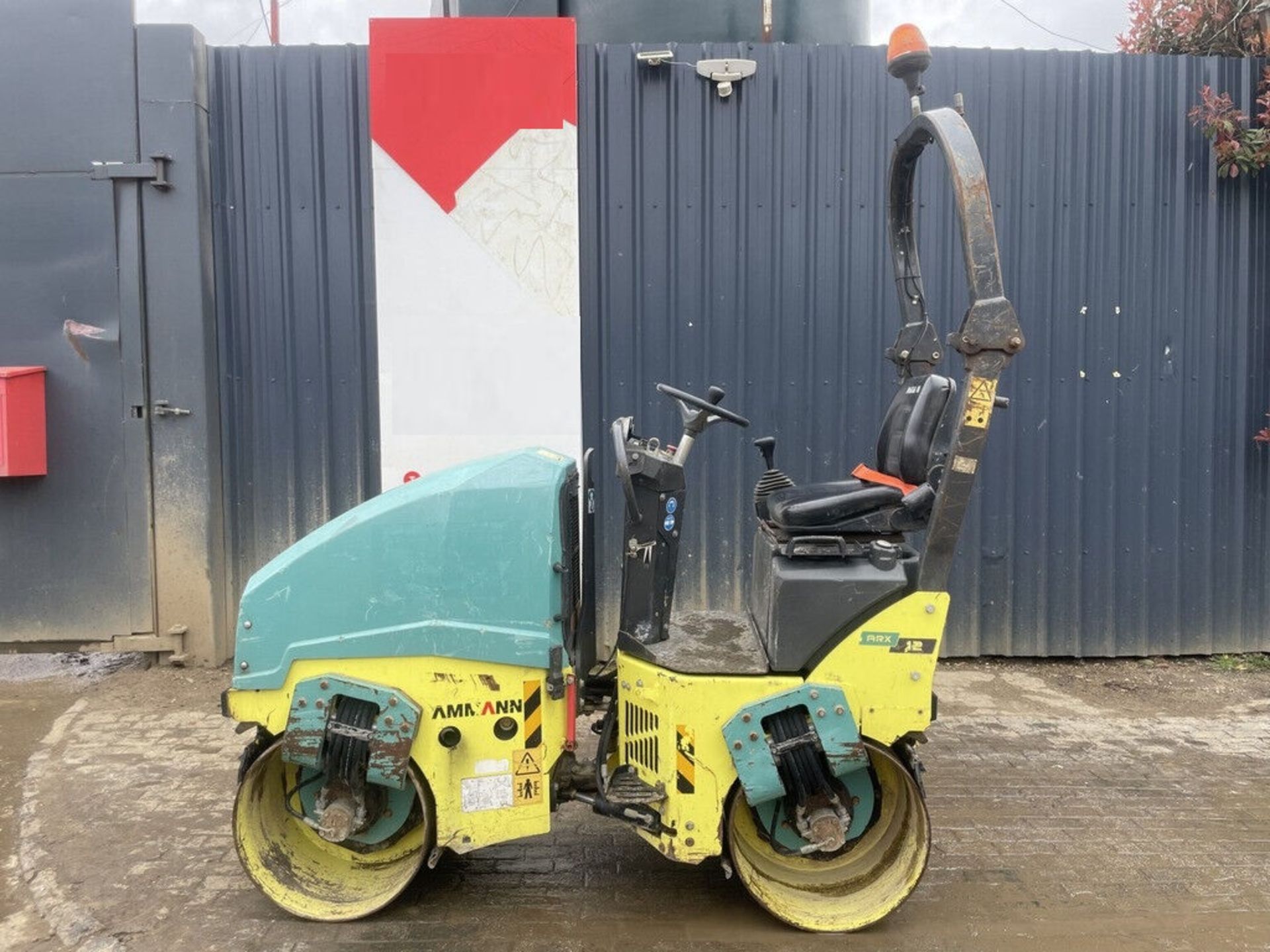 2016 DOUBLE DRUM ROLLER: EFFICIENT YANMAR POWER, LOW HOURS, HIGH PERFORMANCE - Image 2 of 11