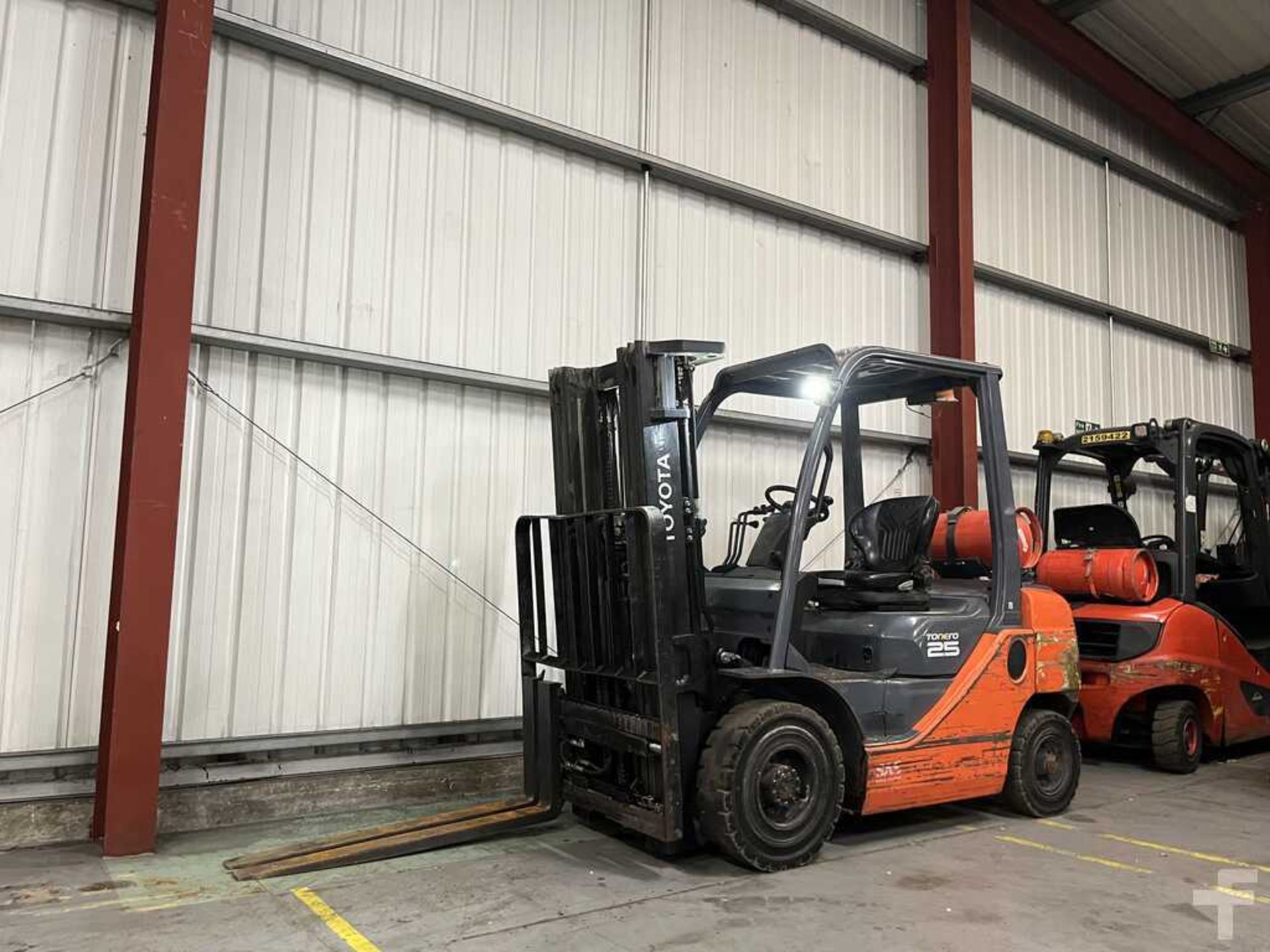 LPG FORKLIFTS TOYOTA 02-8FGF25 - Image 2 of 6