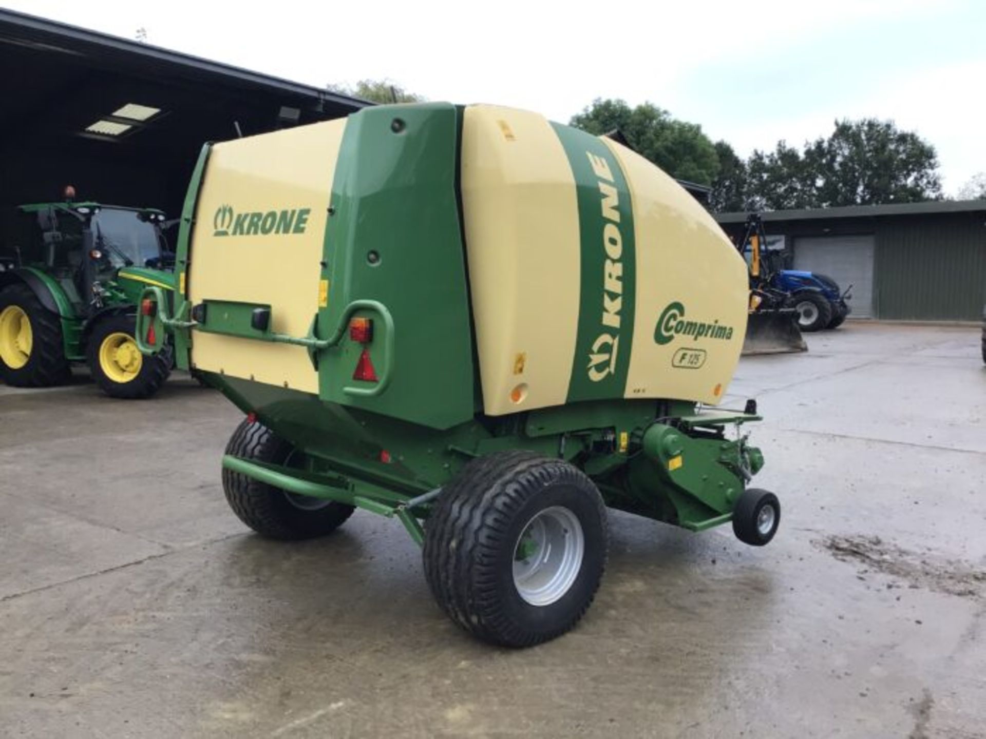 KRONE COMPRIMA F125 ROUND BALER - Image 6 of 8