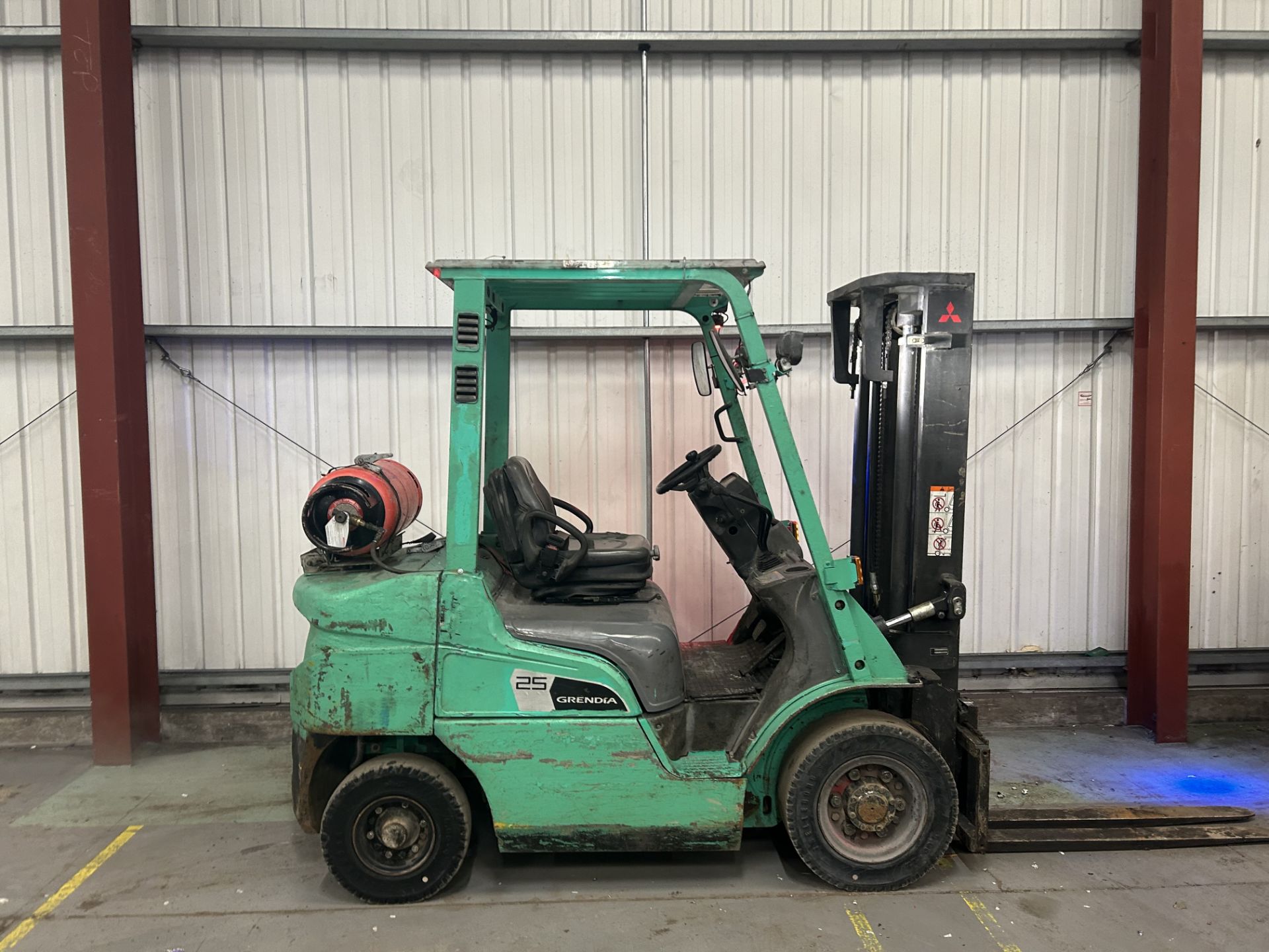 LPG FORKLIFTS MITSUBISHI FG25NT - Image 2 of 6