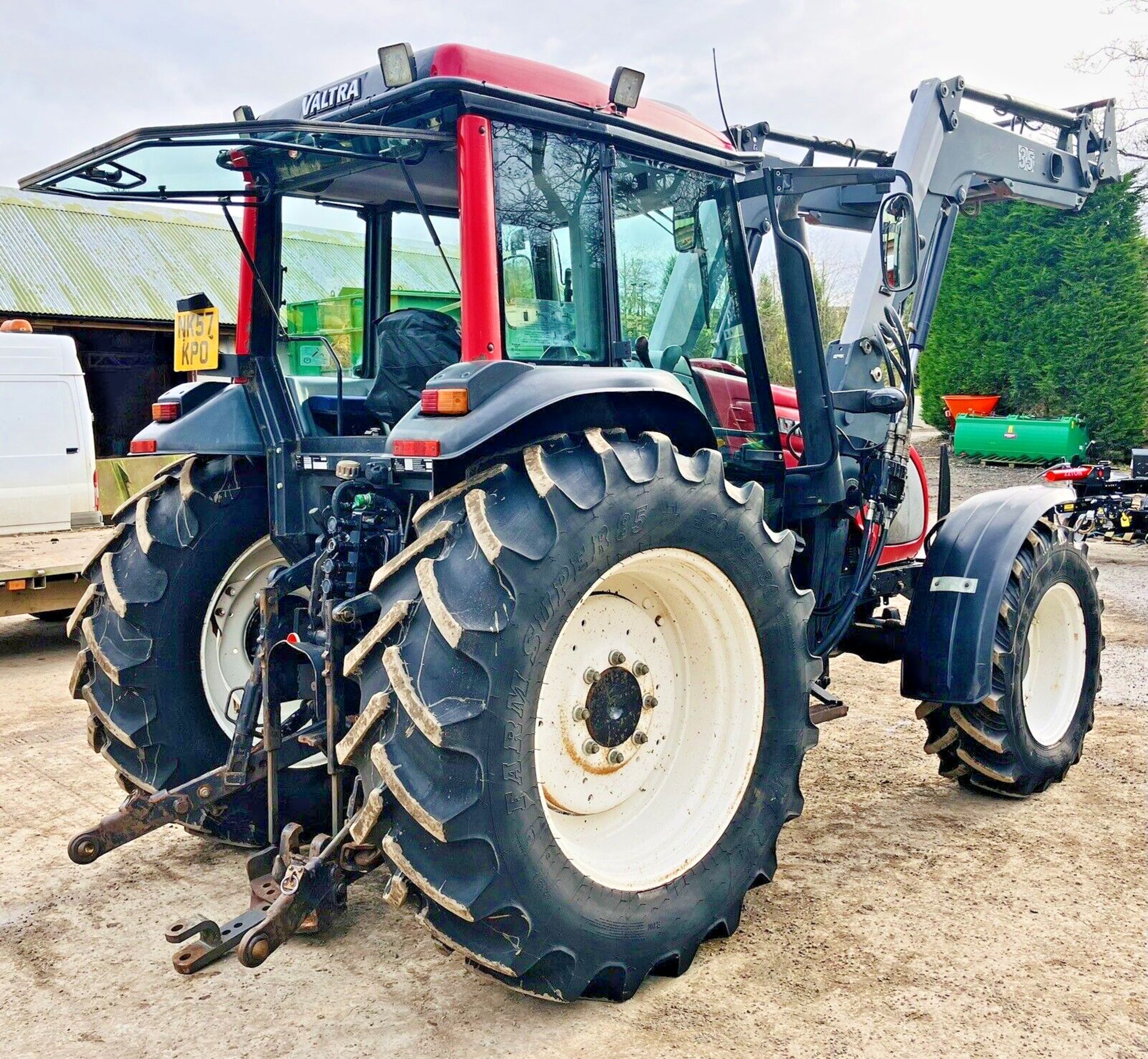 VALTRA A95 & QUICKE Q350 LOADER. 2008 - Image 5 of 7