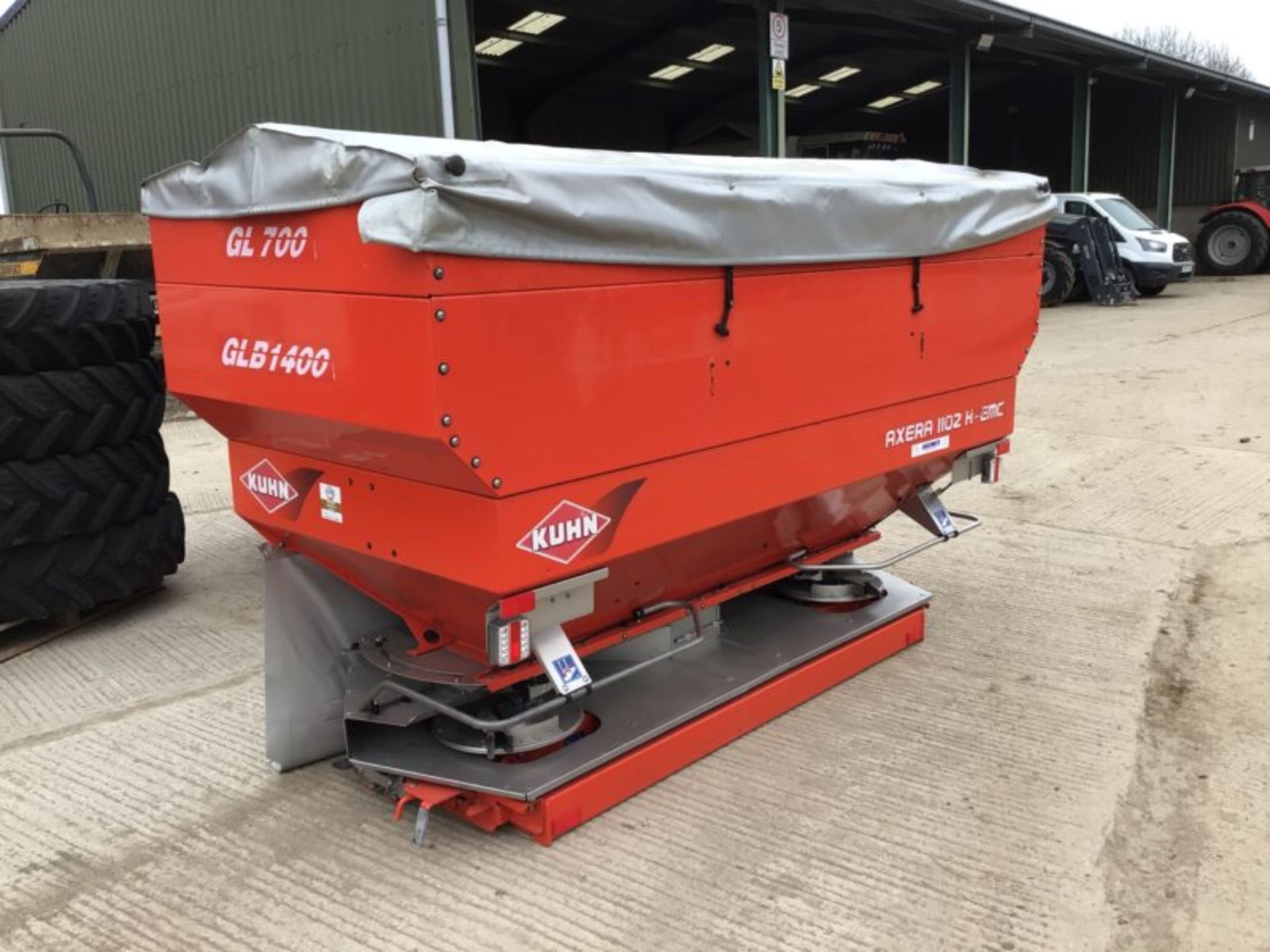 KUHN AXERA 1102 H – EMC FERTILISER SPREADER - Image 7 of 8